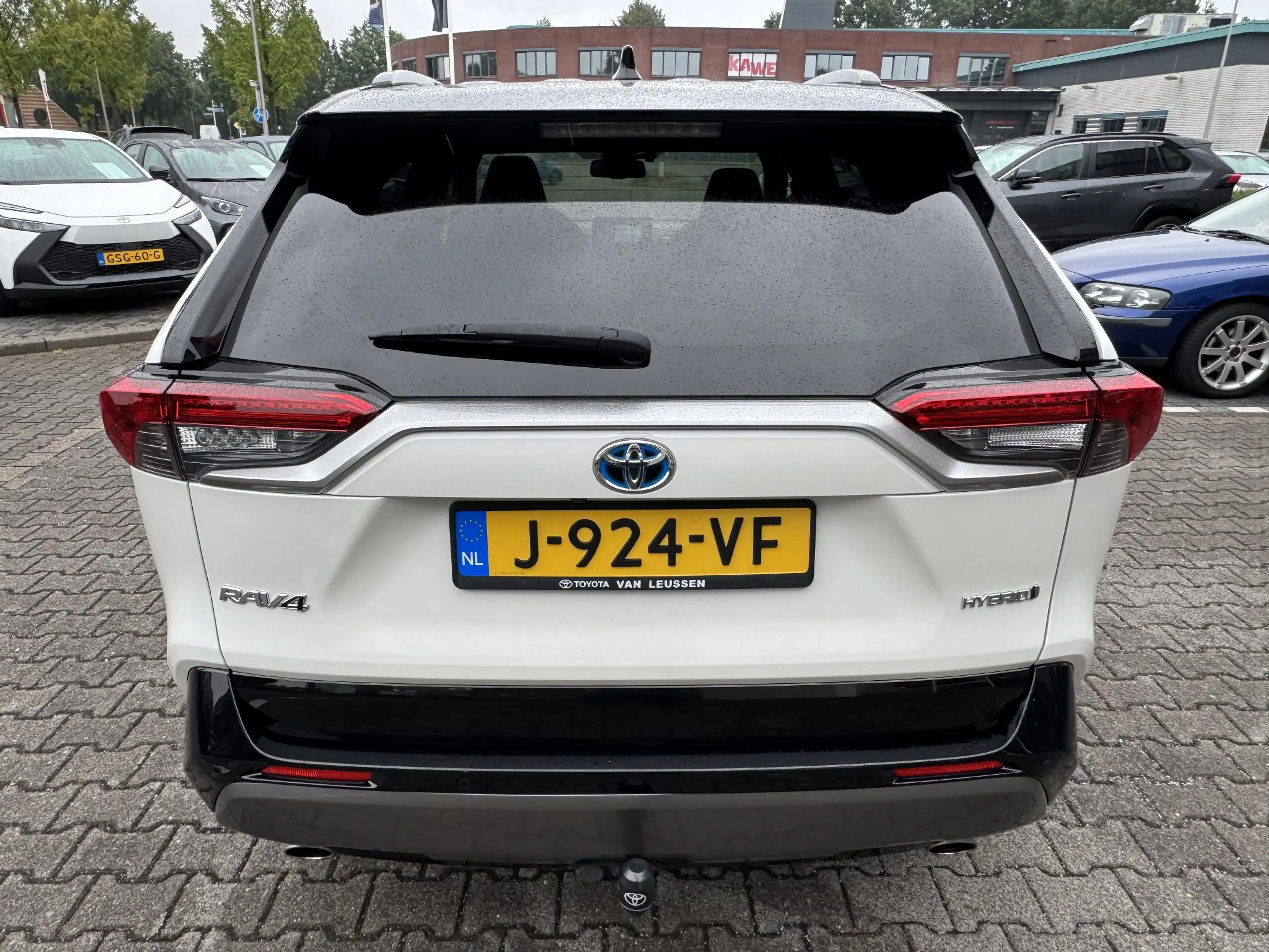Toyota RAV 4 2.5 Hybrid BI-TONE PANODAK STOELVERW TREKHAAK NAVI — photo 4