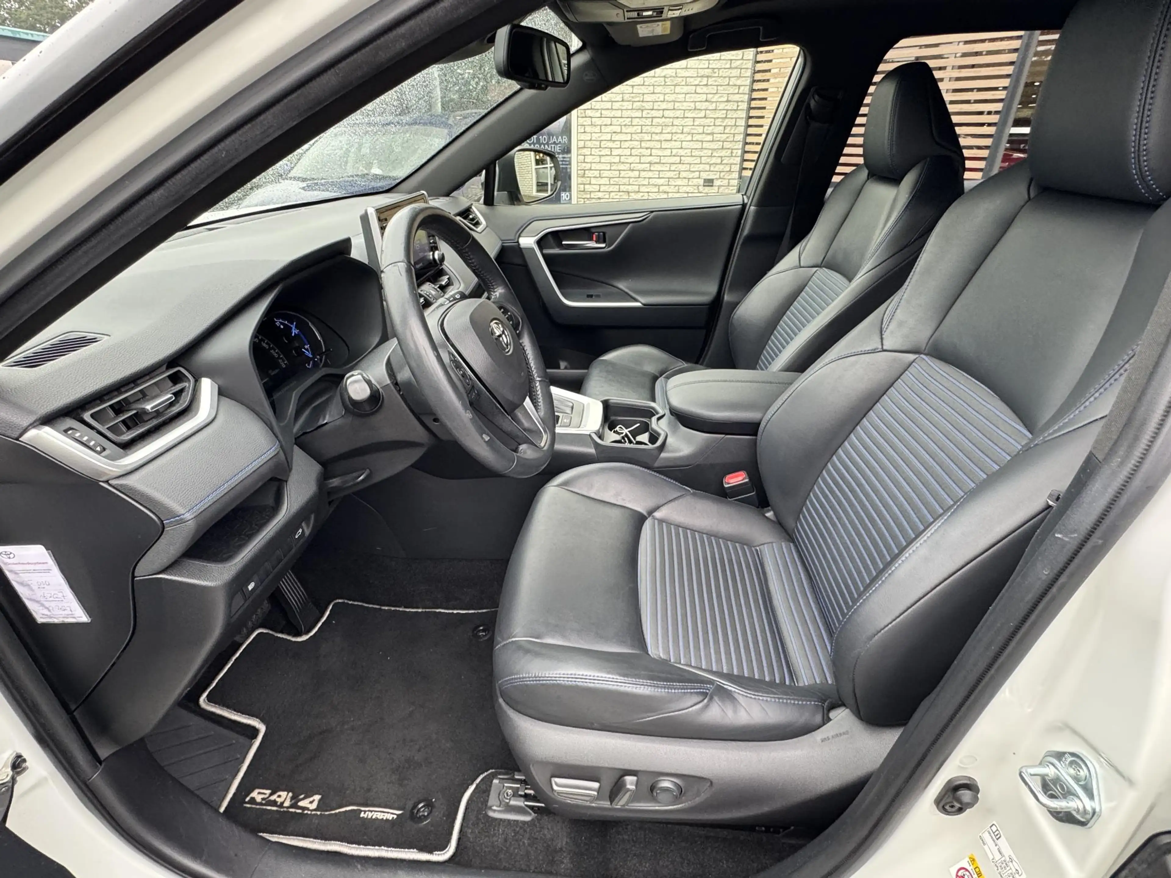 Toyota RAV 4 2.5 Hybrid BI-TONE PANODAK STOELVERW TREKHAAK NAVI — photo 9