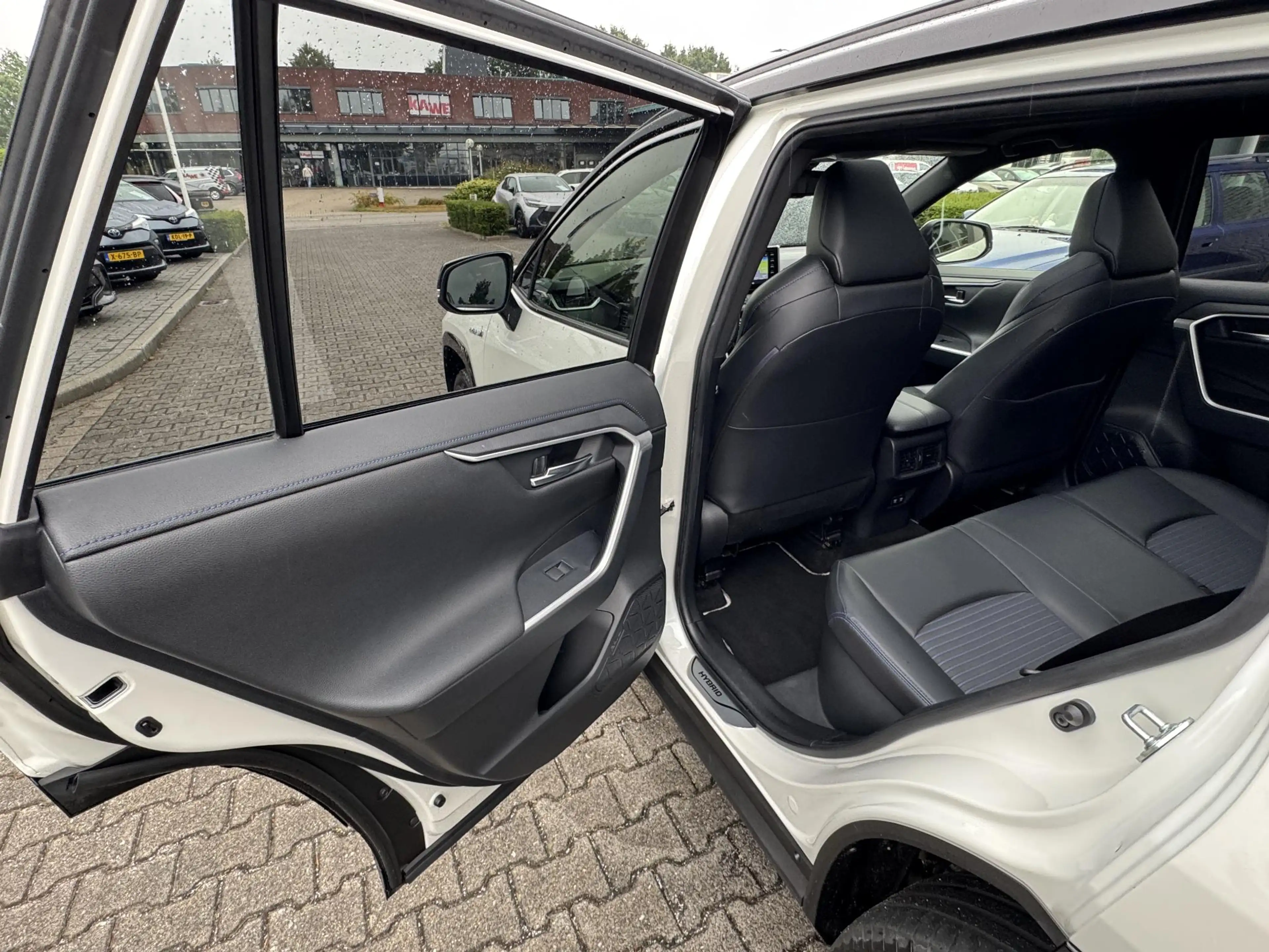 Toyota RAV 4 2.5 Hybrid BI-TONE PANODAK STOELVERW TREKHAAK NAVI — photo 16