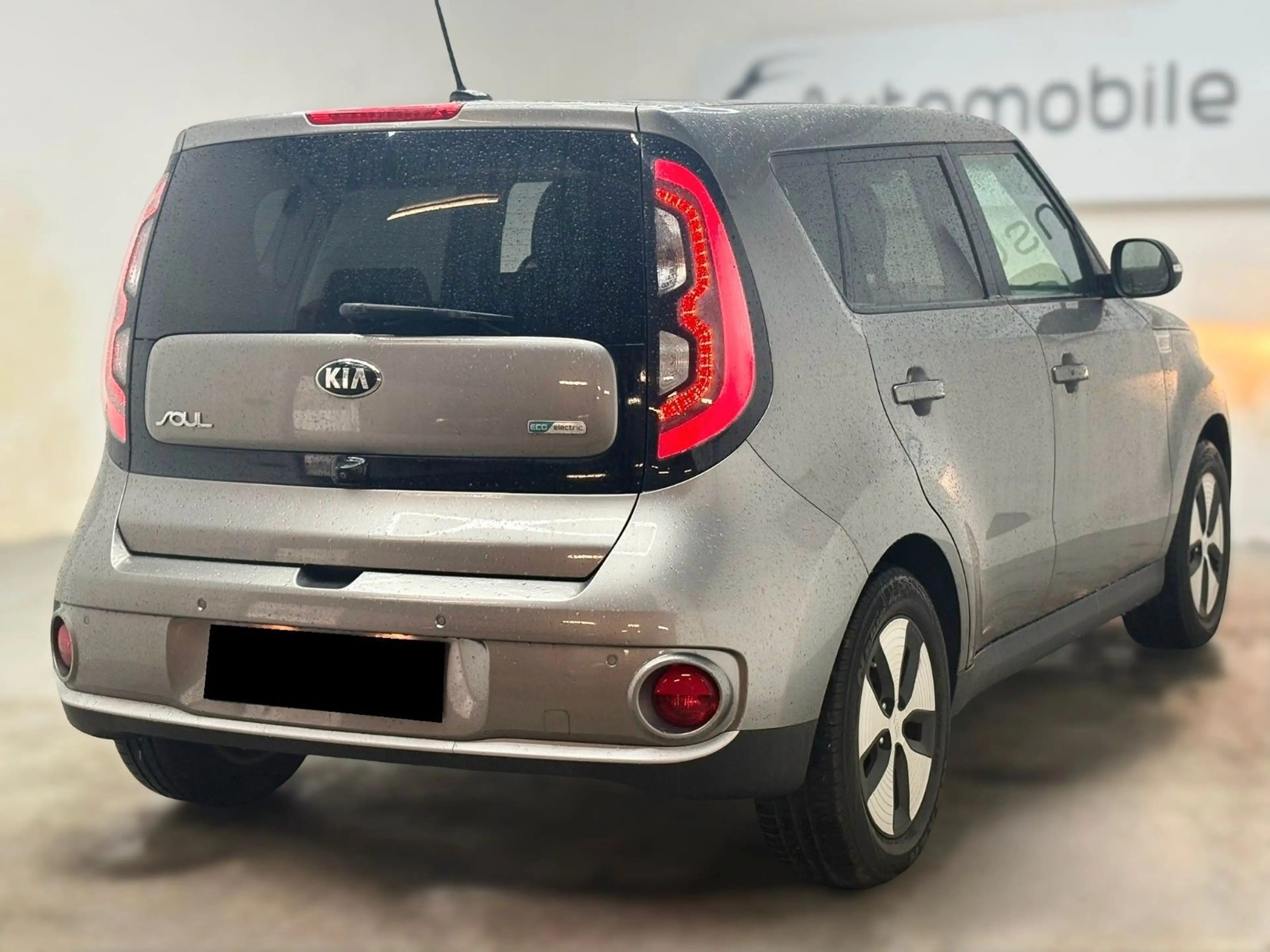 Kia Soul EV — photo 6
