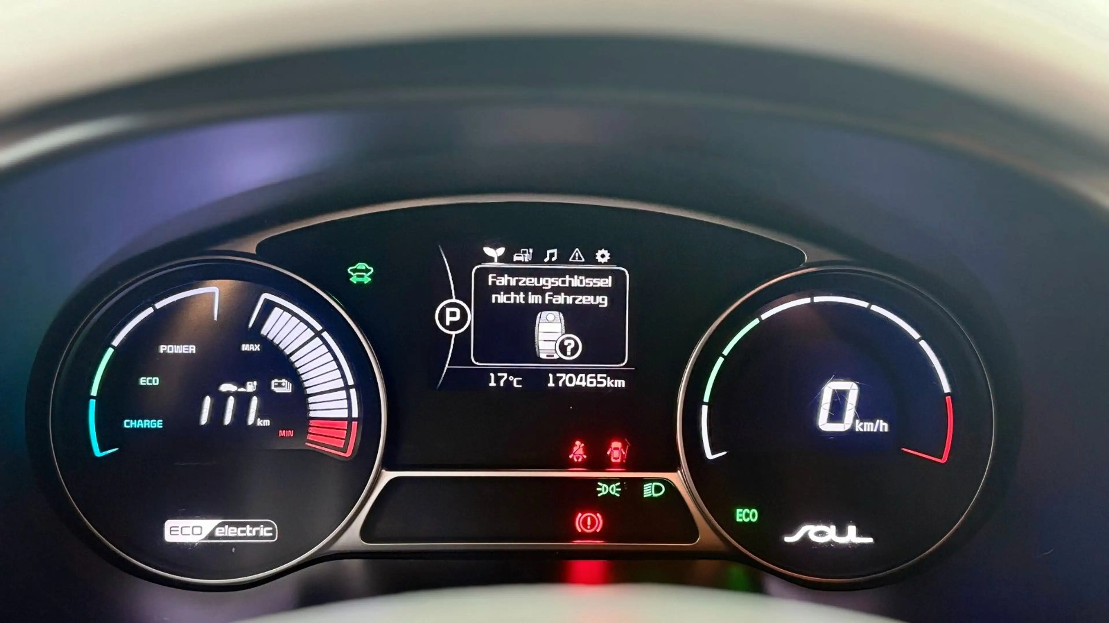 Kia Soul EV — photo 21