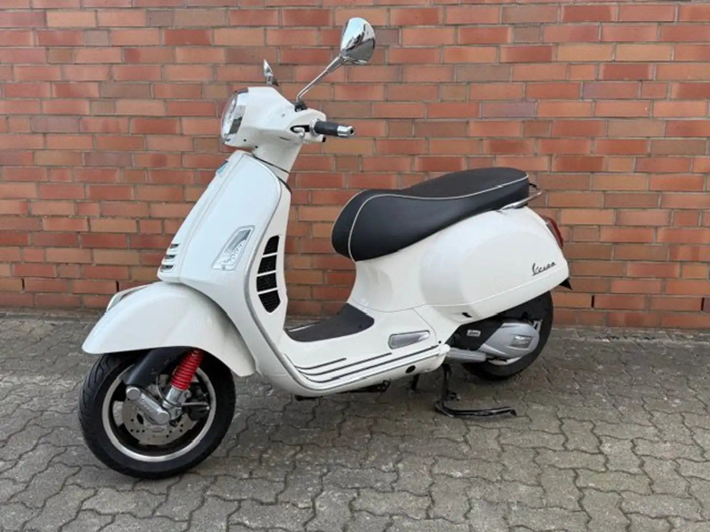Vespa GTS Super 125 ABS/ASR non keyless LED Blanco - 2
