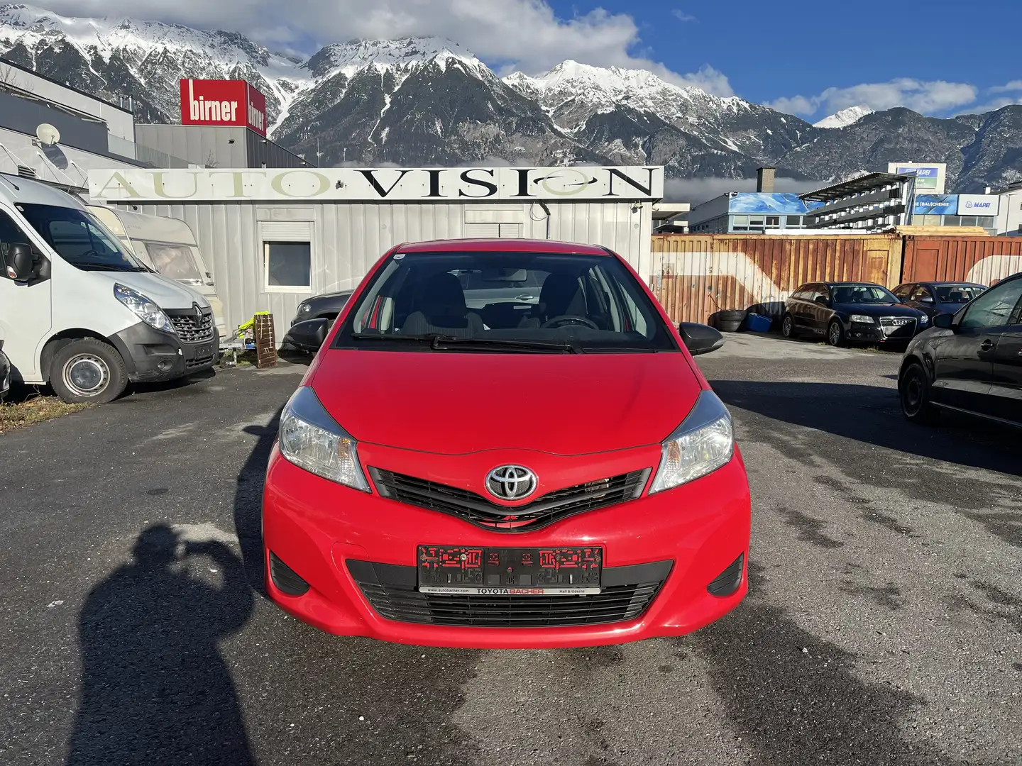 Toyota Yaris 1,0 VVT-i Winterreifen,Pickerl,Servis neu Rot - 1