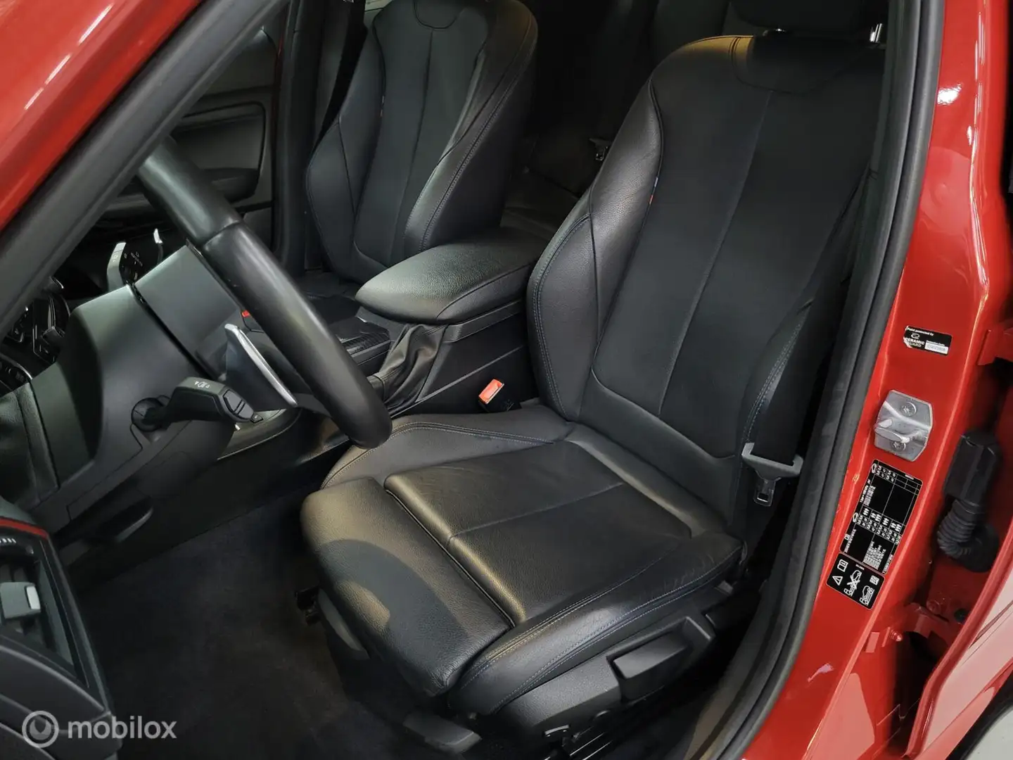 BMW 140 1-serie M140i xDrive/Cruise/Clima/Camera/PDC/Navi/ Rood - 2