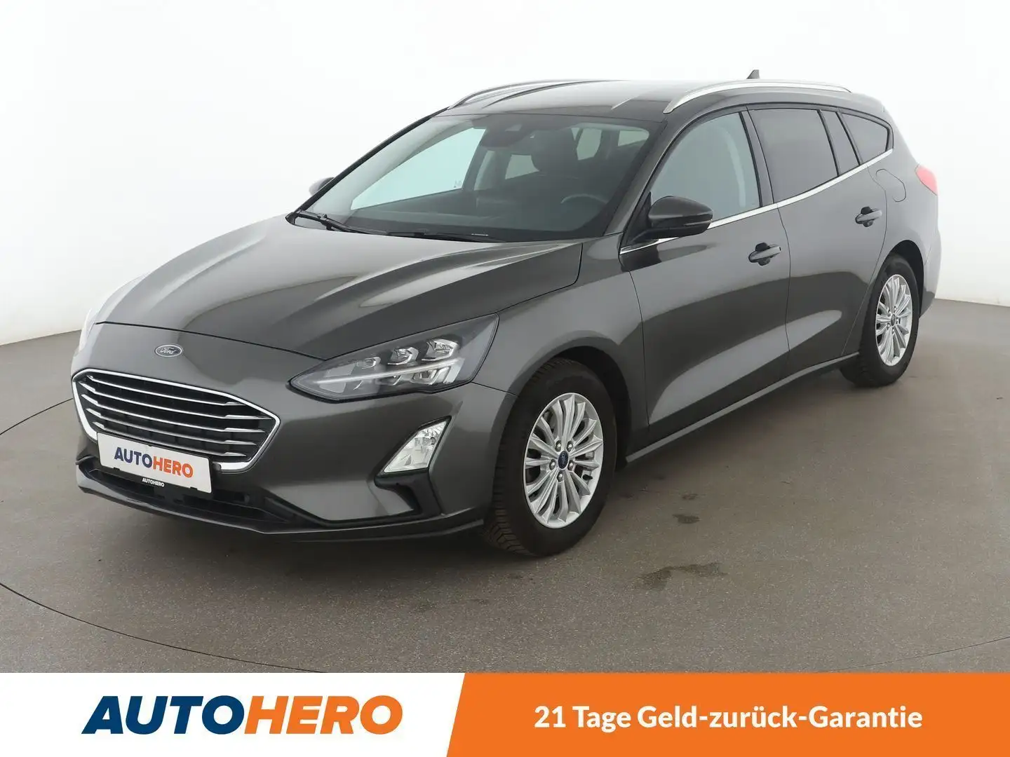 Ford Focus 2.0 TDCi EcoBlue Titanium Aut.*NAVI*PDC*SHZ*LED* Grau - 1