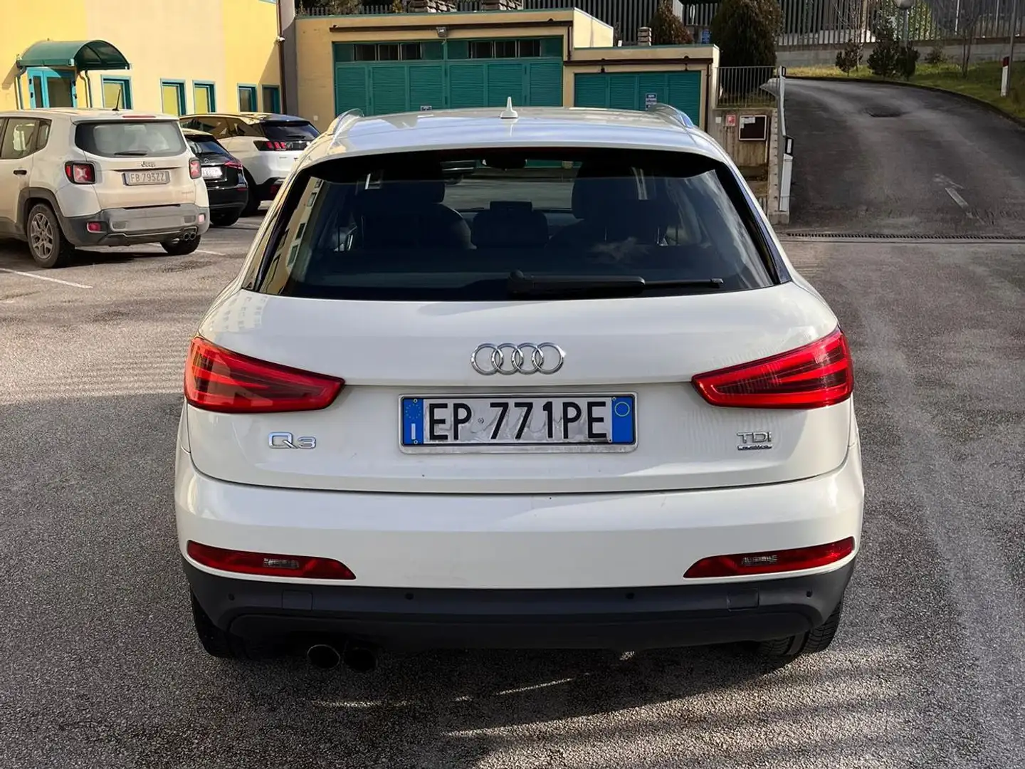 Audi Q3 Q3 I 2011 2.0 tdi Advanced quattro 177cv s-tronic Bianco - 1