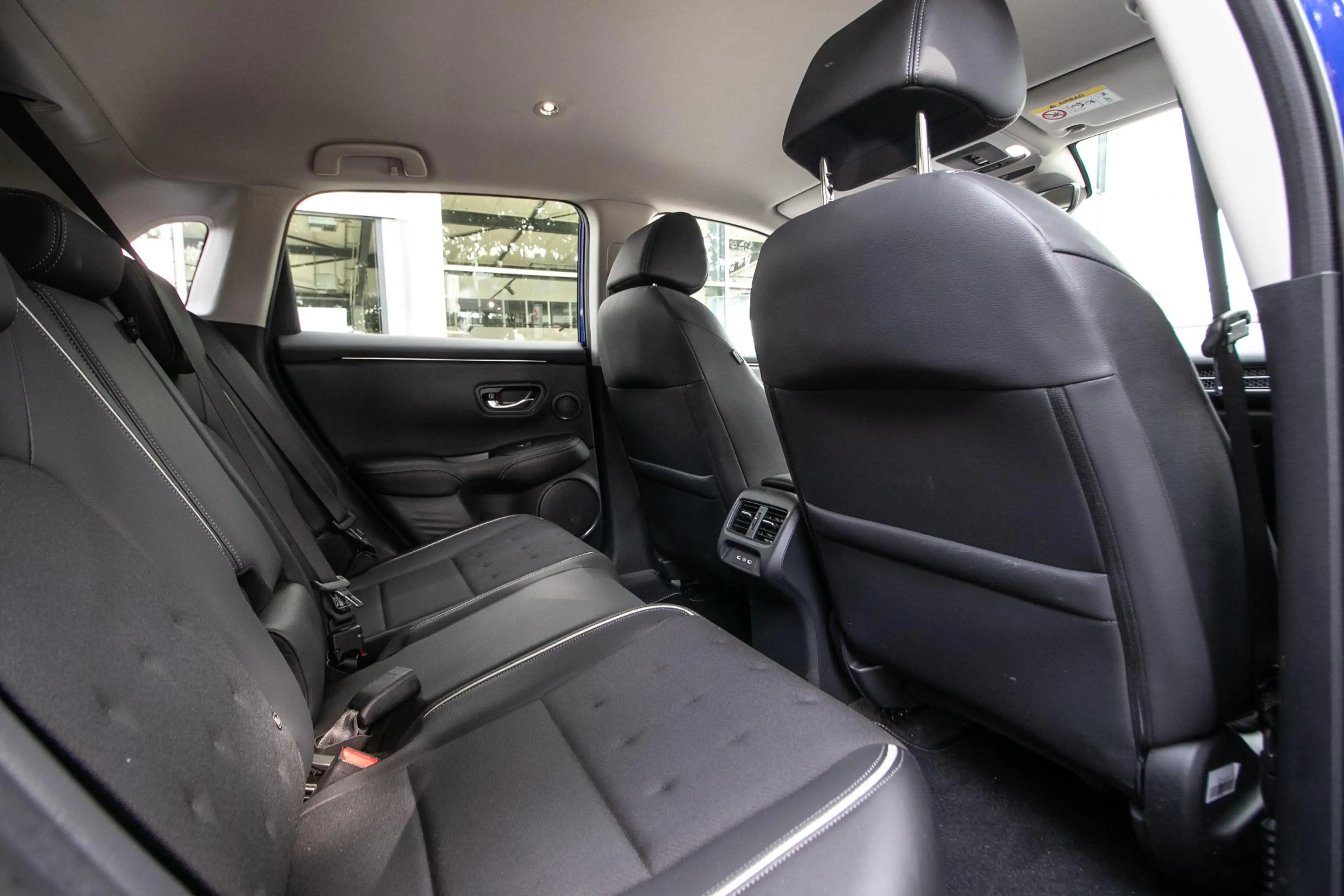 Honda ZR-V 2.0 e:HEV Sport — photo 7