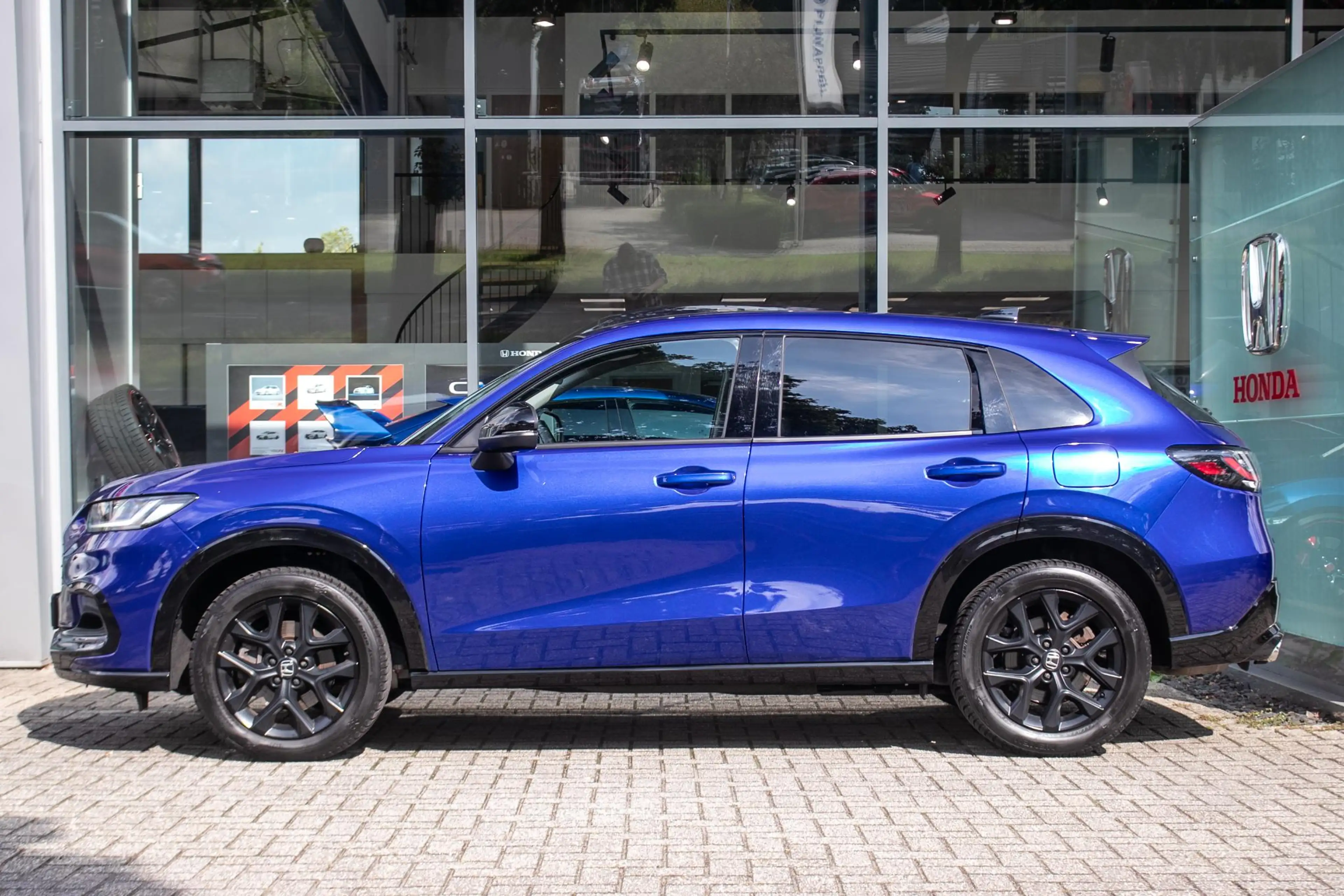Honda ZR-V 2.0 e:HEV Sport — photo 2