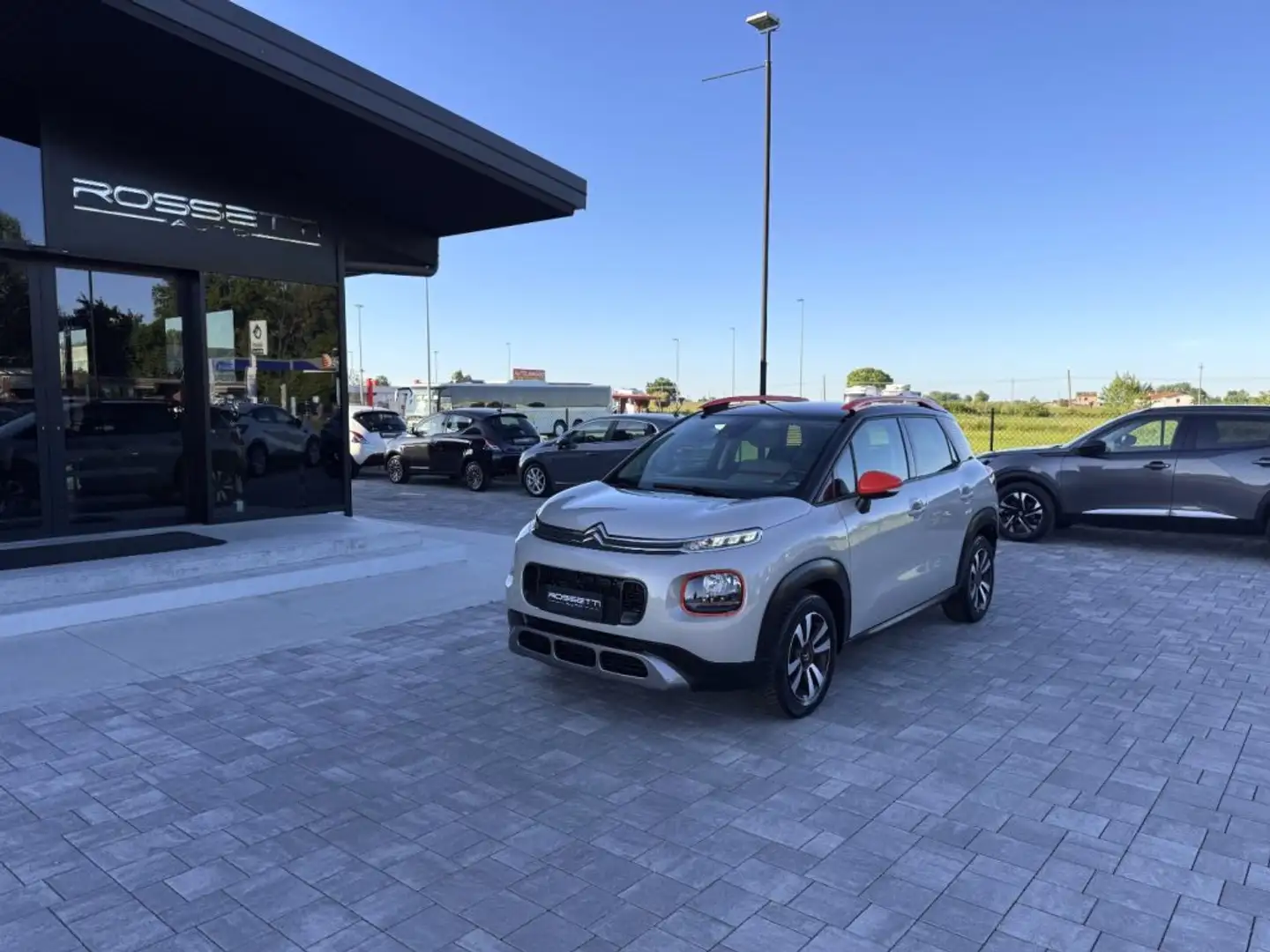 Citroen C3 Aircross PureTech 110 S&S Shine ANCHE NEOPATENTATI Grigio - 1