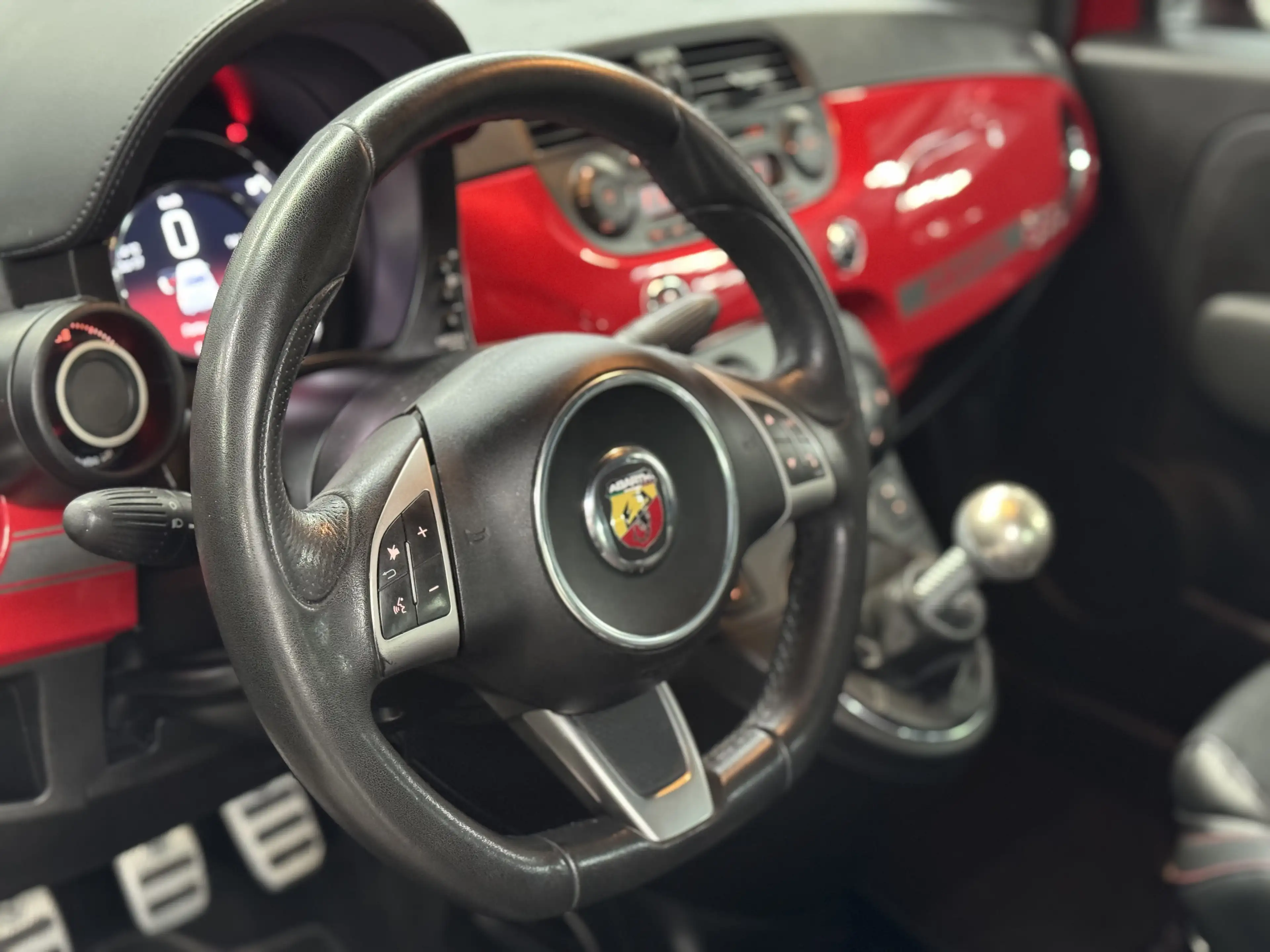 Abarth 595 Turismo 1.4 TURBO * 160cv * CUIR * CLIM AUTO * PROPRE — photo 7