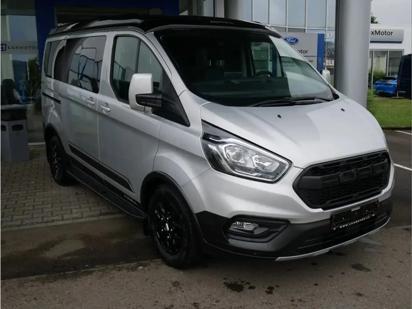 Ford Transit Custom Nugget Trail 2.0 TDCi 150 Gris - 1