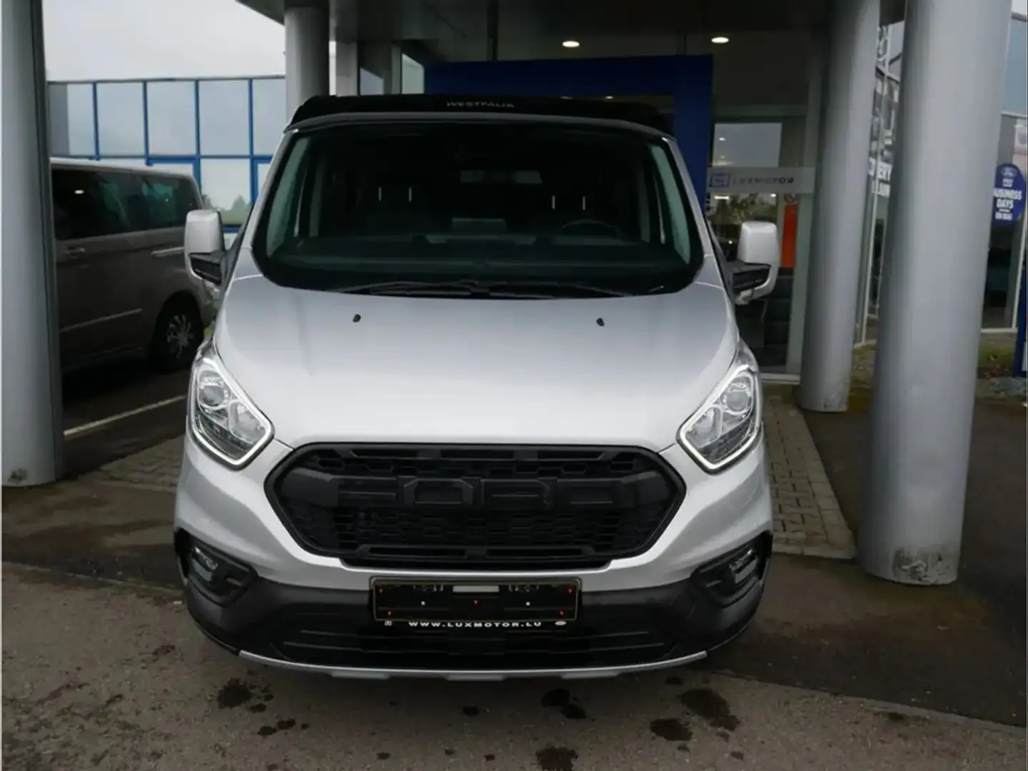 Ford Transit Custom Nugget Trail 2.0 TDCi 150 Gris - 2