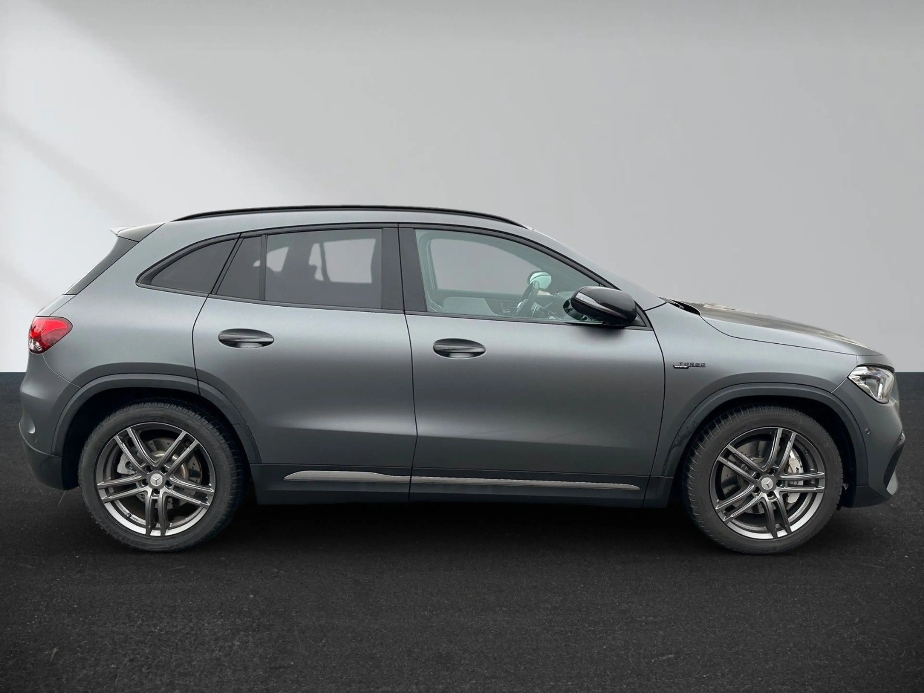 Mercedes-Benz GLA 35 AMG AMG GLA 35 4Matic AMG Speedsh. DCT8G  SR+WR Pano — photo 3