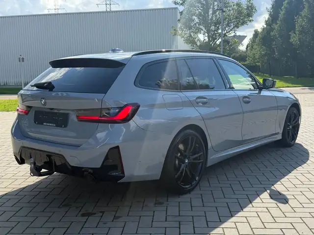 BMW 3 Series view 7