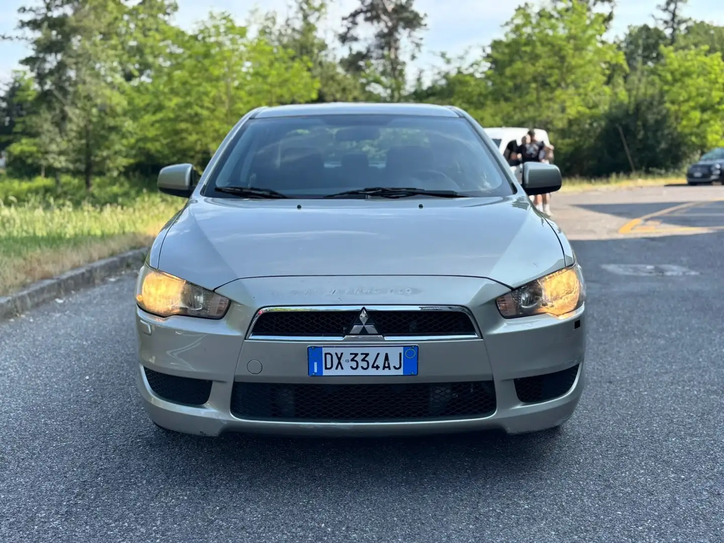 Mitsubishi Lancer 2.0 DI-D 4p. DPF Invite Oro - 2
