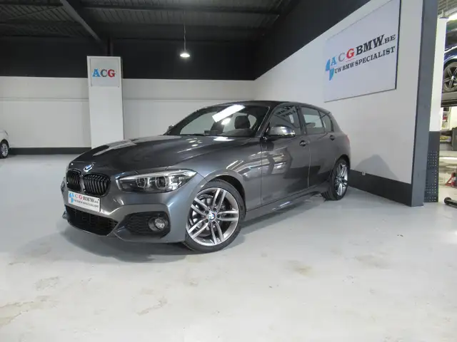 BMW 118 i Aut M Pack Full LED Navi Pro Leder HiFi DAB Carp