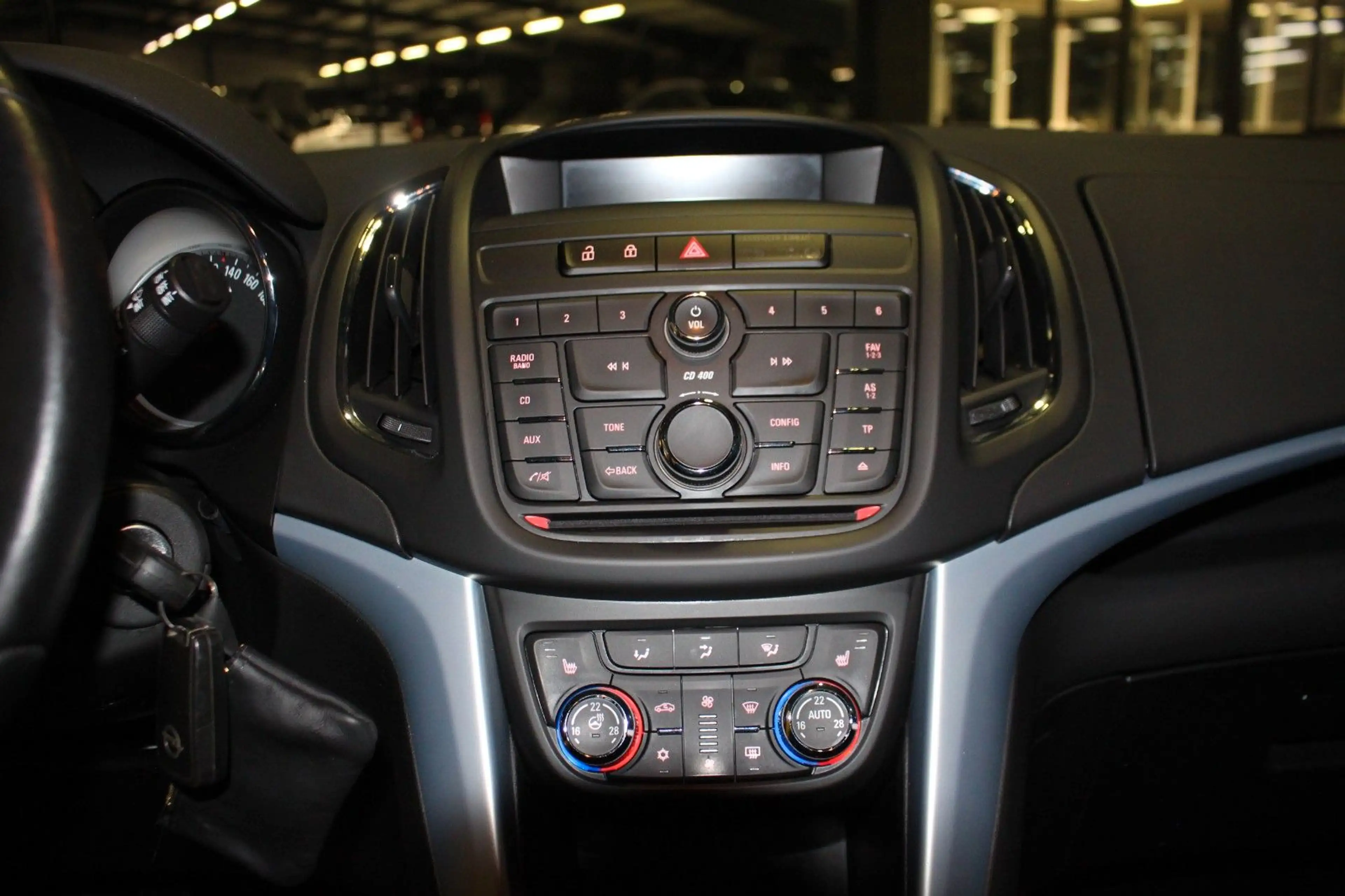 Opel Zafira Tourer Zafira C Tourer Style PDC Sitz u.Lenkradheizung — photo 10