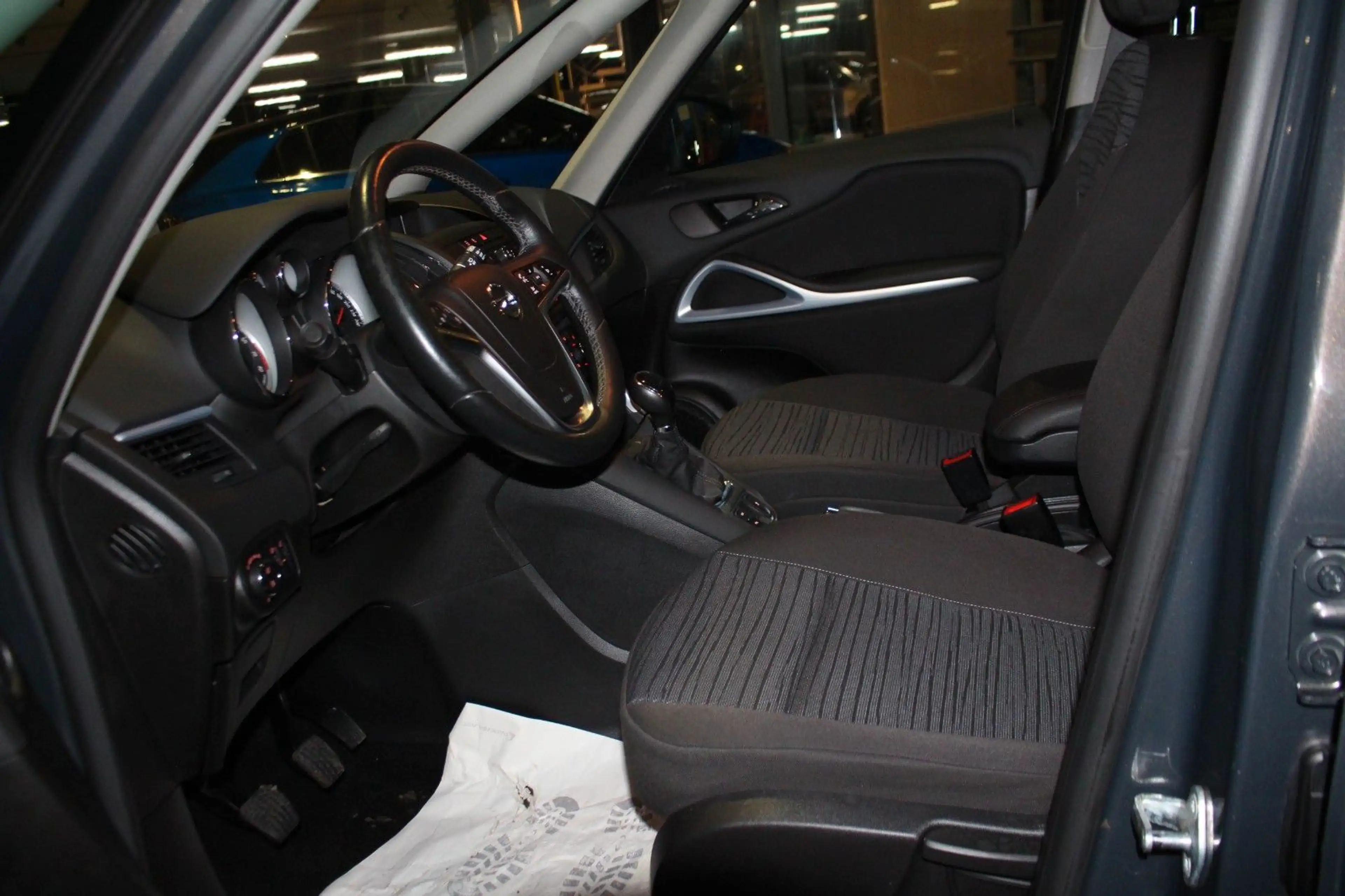 Opel Zafira Tourer Zafira C Tourer Style PDC Sitz u.Lenkradheizung — photo 7