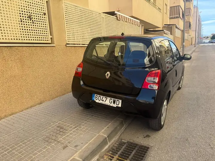 Renault Twingo 2010, foto 3