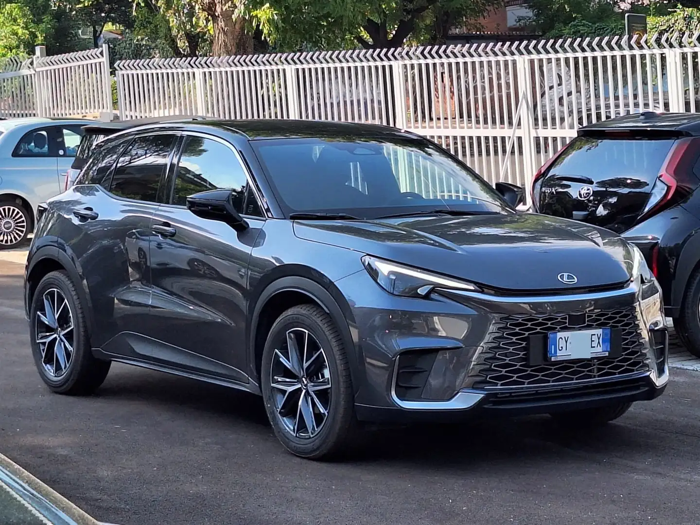 Lexus LBX LBX 1.5 hybrid Emotion 2wd Grigio - 1