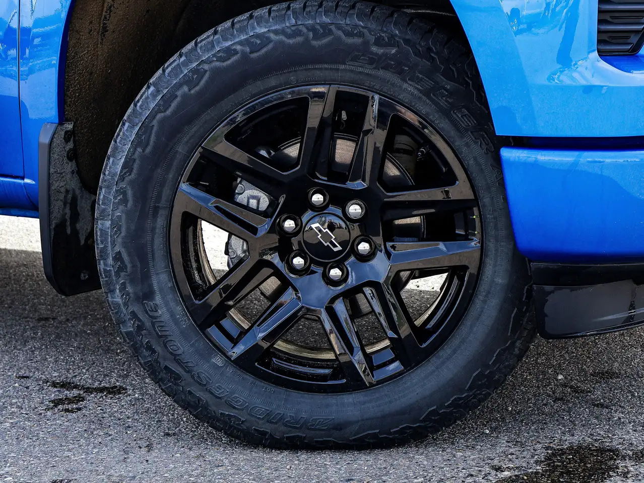Chevrolet Silverado 1500 снимка Chevrolet Silverado 1500