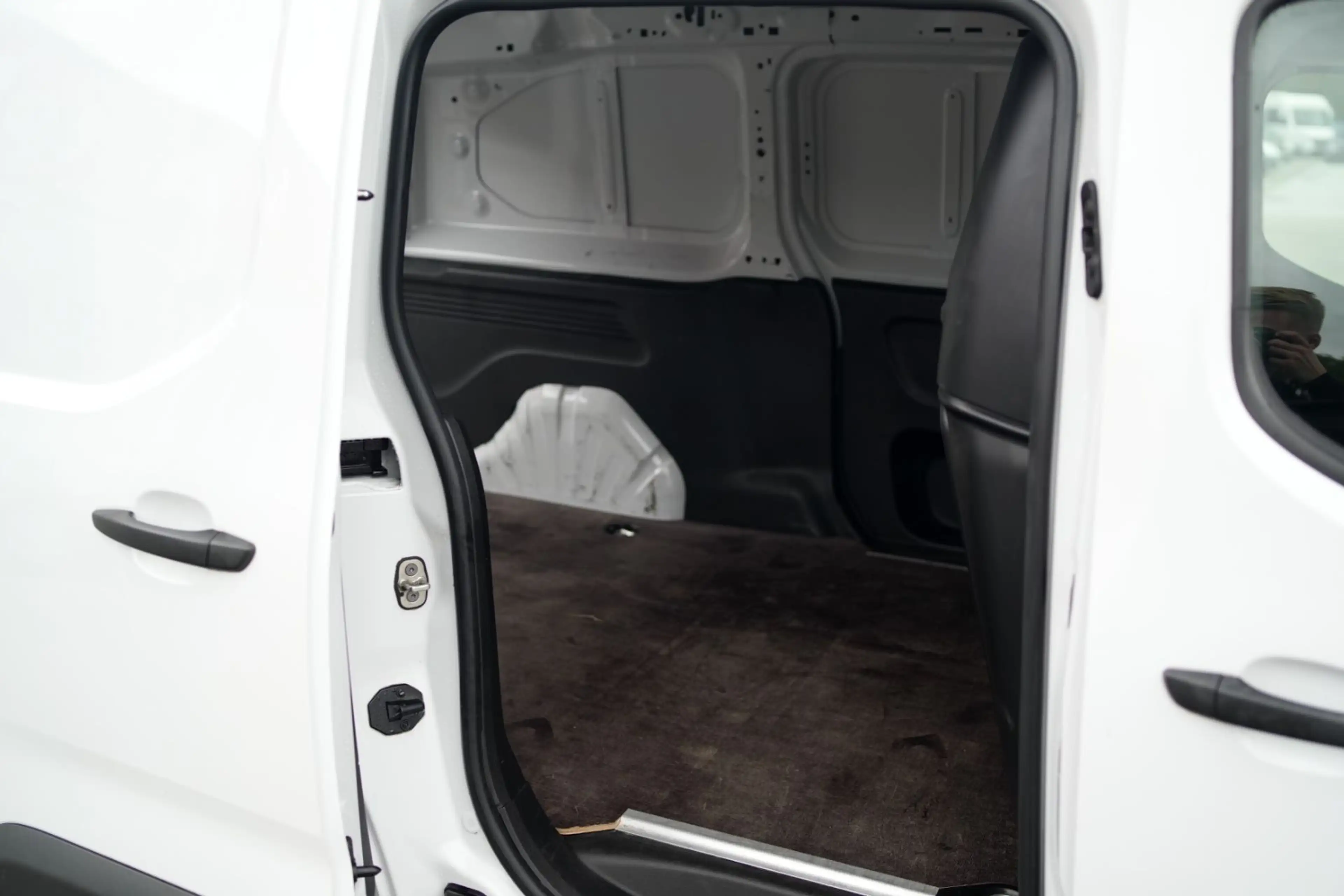 Opel Combo E Cargo erhöhte Nutzlast XL Tempomat PDC — photo 9
