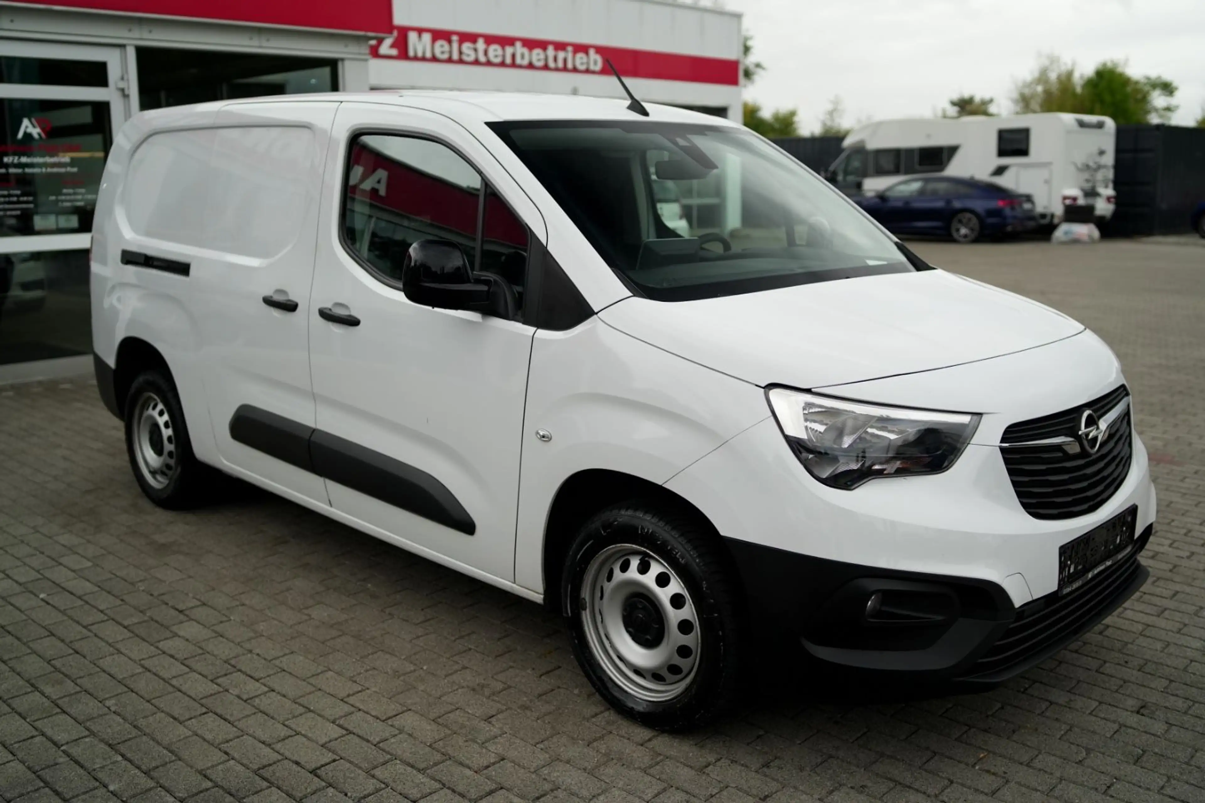 Opel Combo E Cargo erhöhte Nutzlast XL Tempomat PDC — photo 3