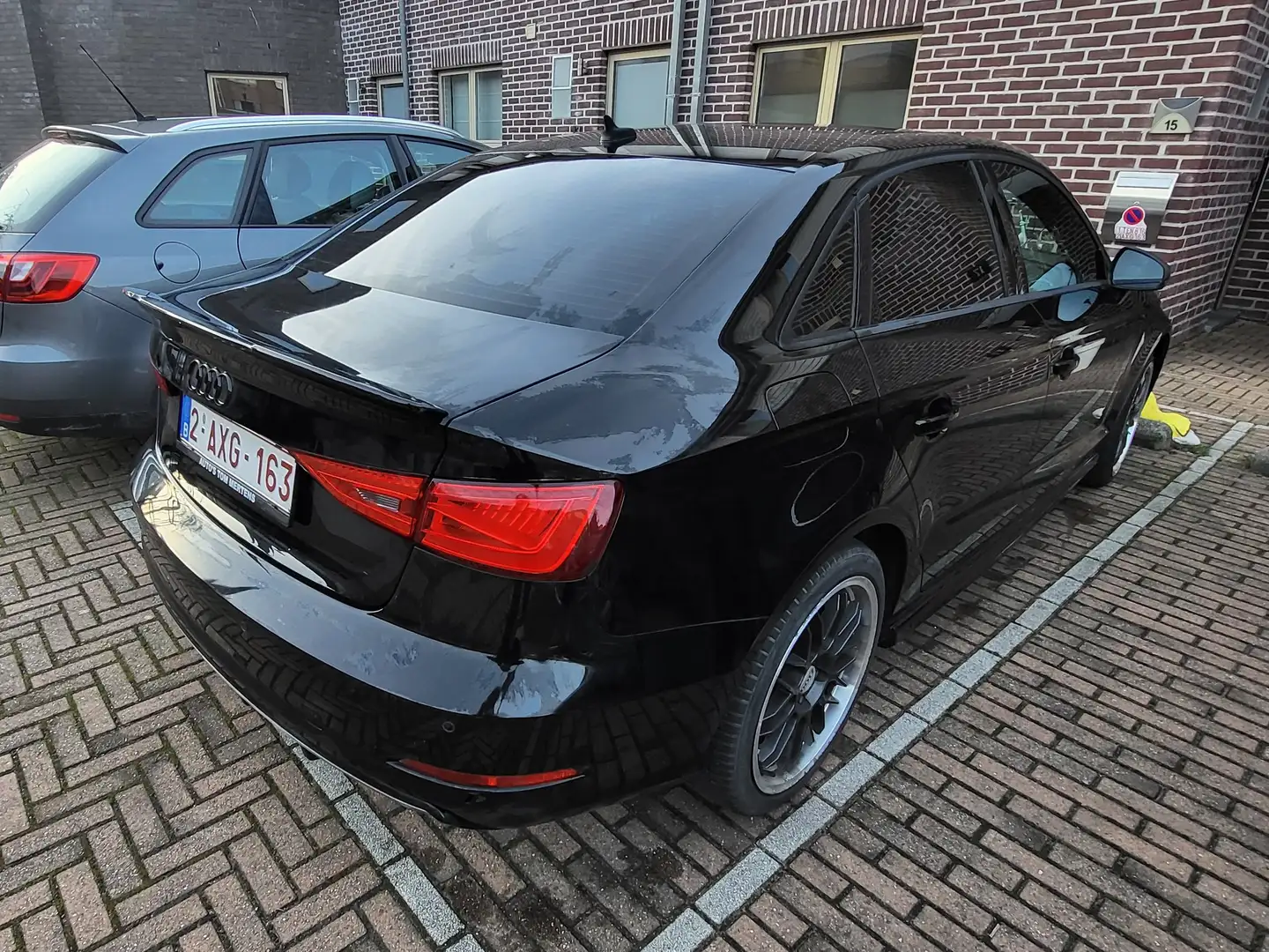 Audi A3 Berline Zwart - 1