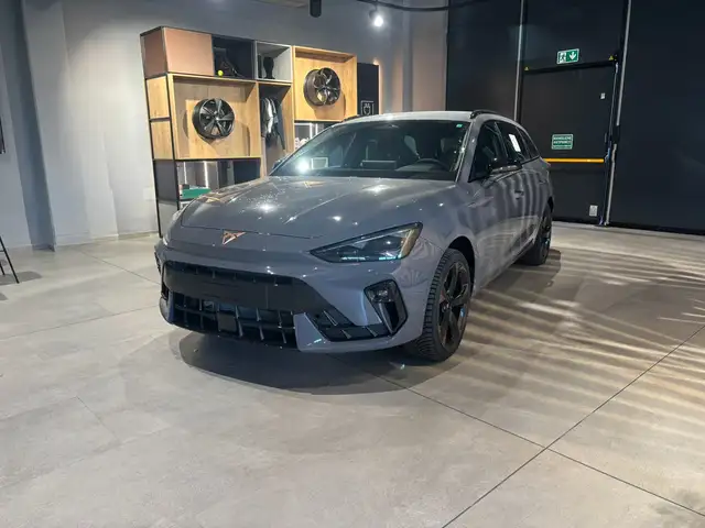 CUPRA Leon Sportstourer 1.5 e-Hybrid 204 CV DSG Nuova