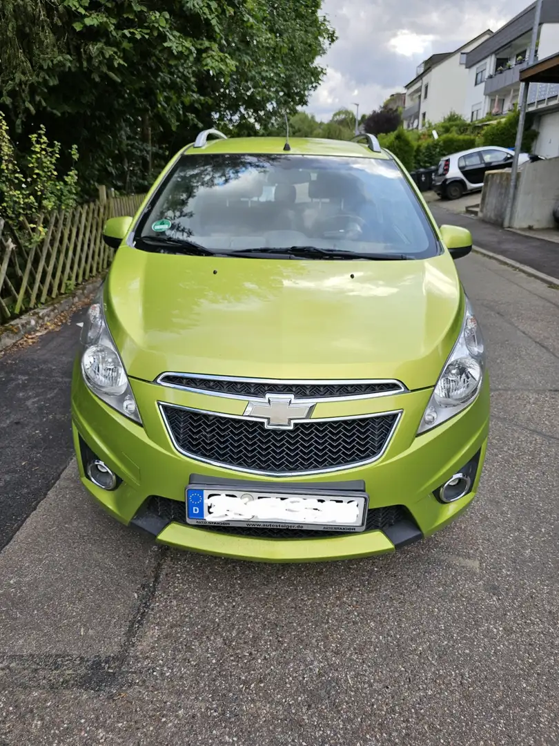 Chevrolet Spark LT Зелёный - 1