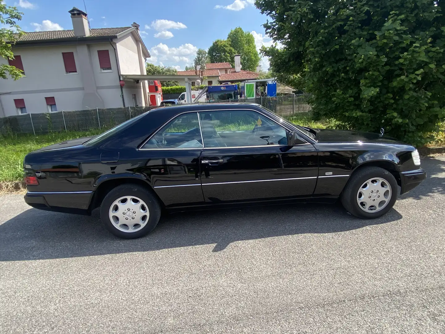 Mercedes-Benz CE 200 - 1