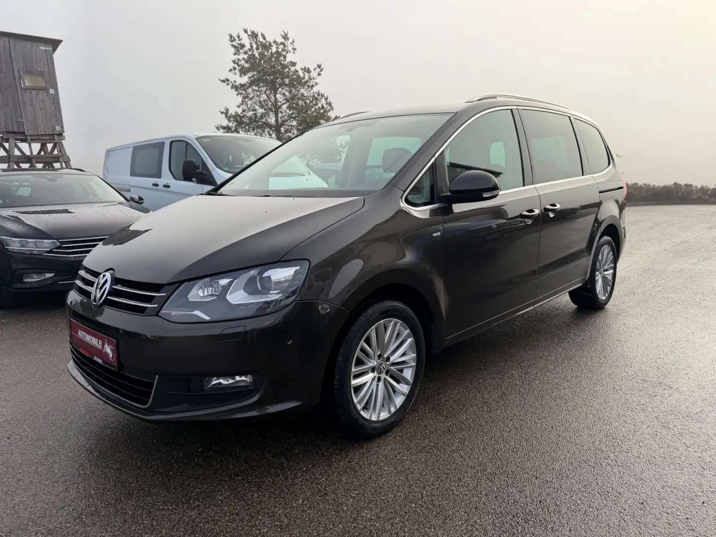 Volkswagen Sharan Cup BMT*Xenon*Navi*SHZ* Braun - 1