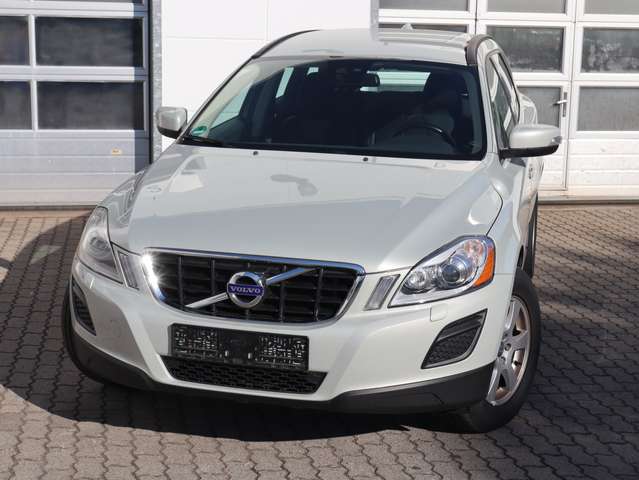 Volvo XC60 D5 Momentum AWD