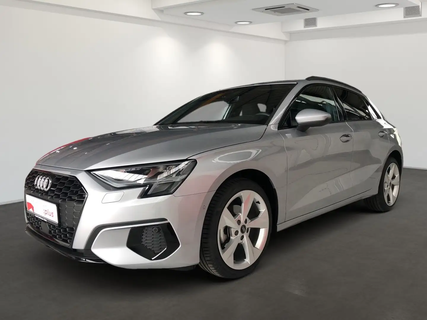 Audi A3 advanced 30 TDI S tronic AHK NAV+ Silber - 2