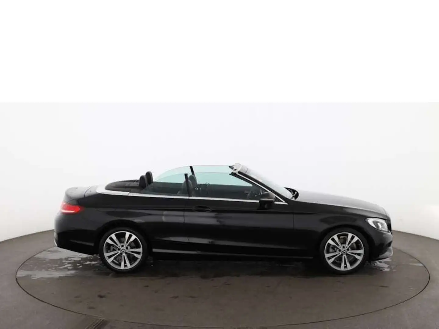 Mercedes-Benz C 220 d Cabrio Aut LED LEDER NAVI R-CAM SITZHZG Schwarz - 2