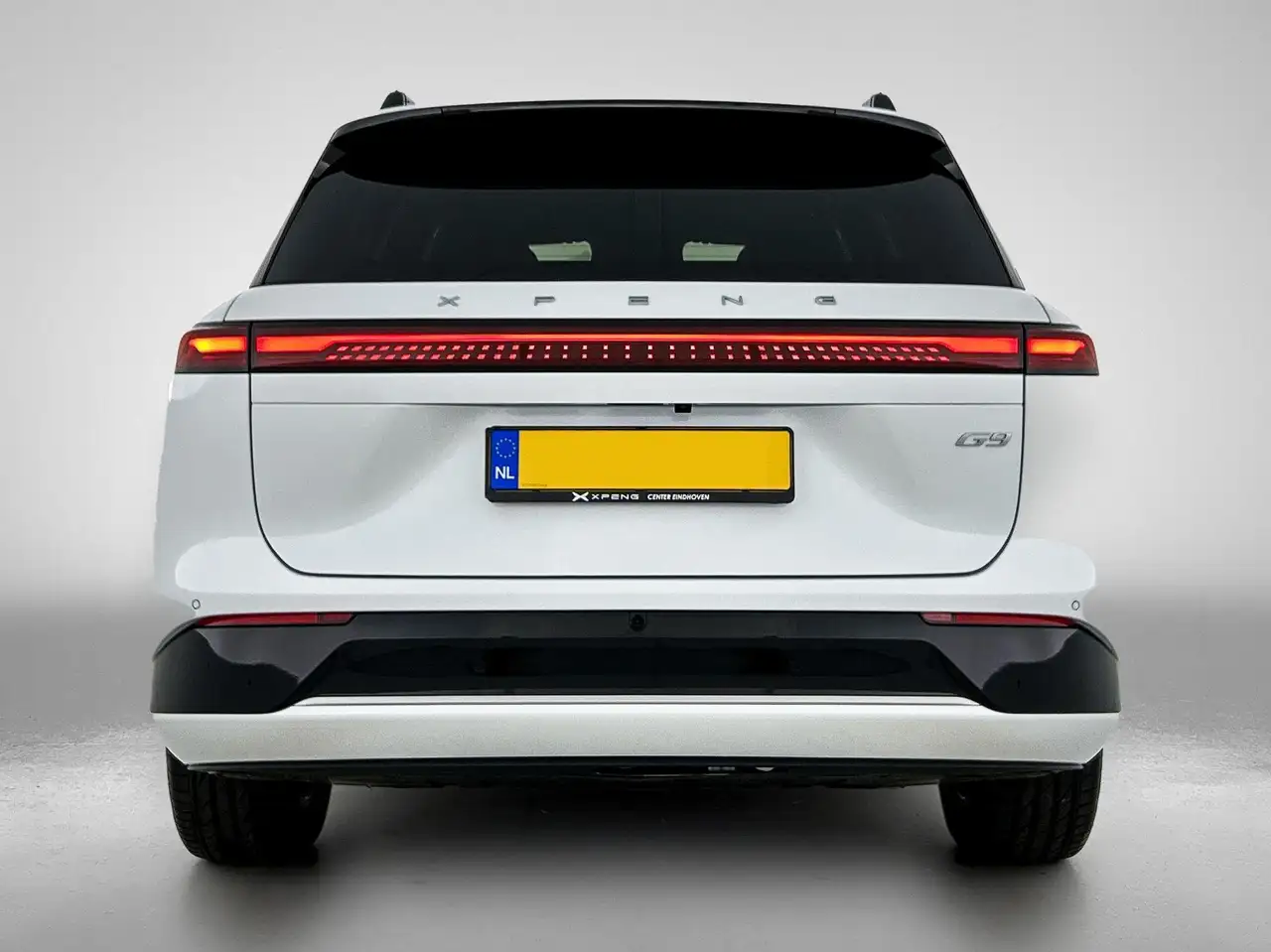 XPENG G9