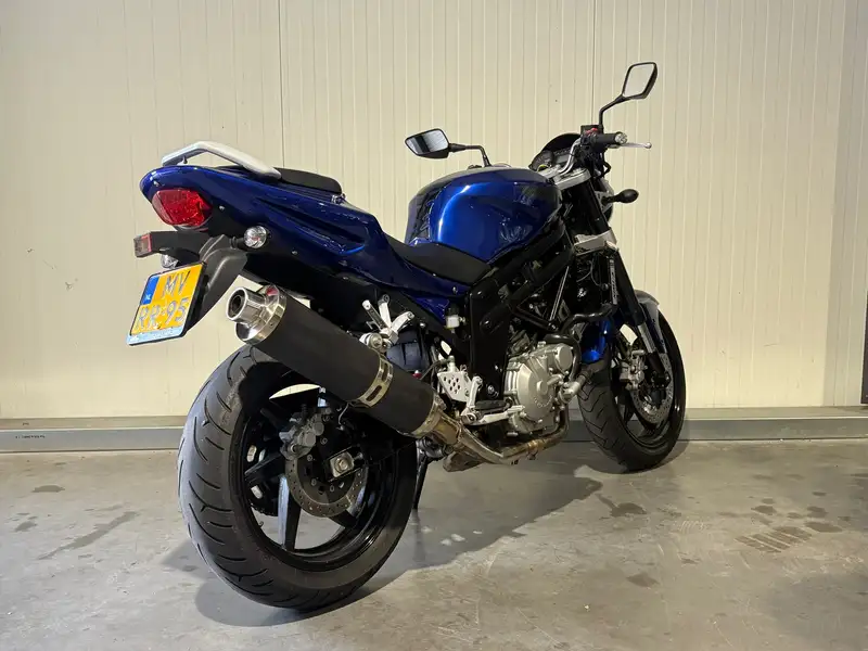 Hyosung GT 650 - foto 3