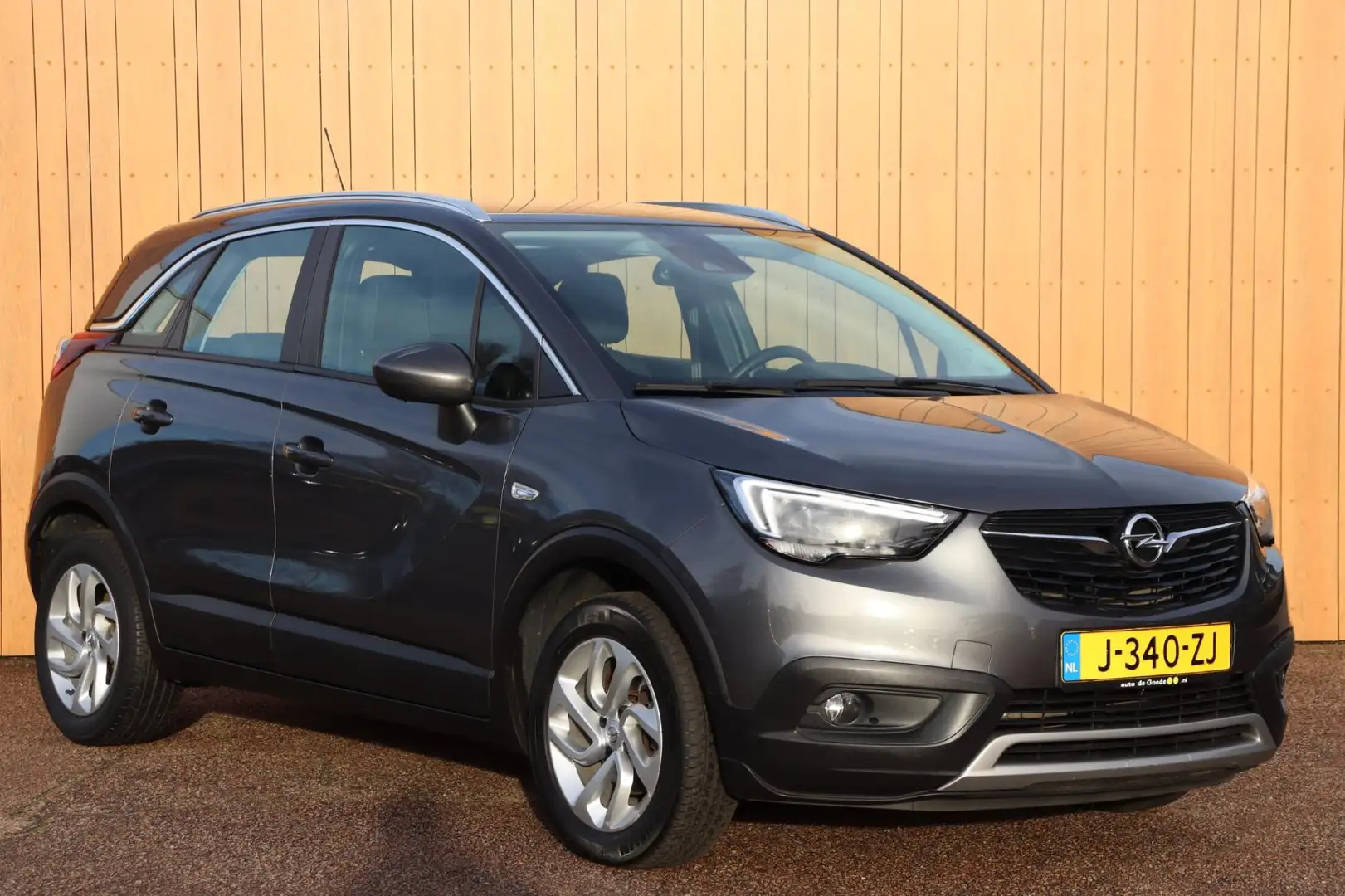 Opel Crossland X 1.2 Turbo Innovation org. NL Gris - 2