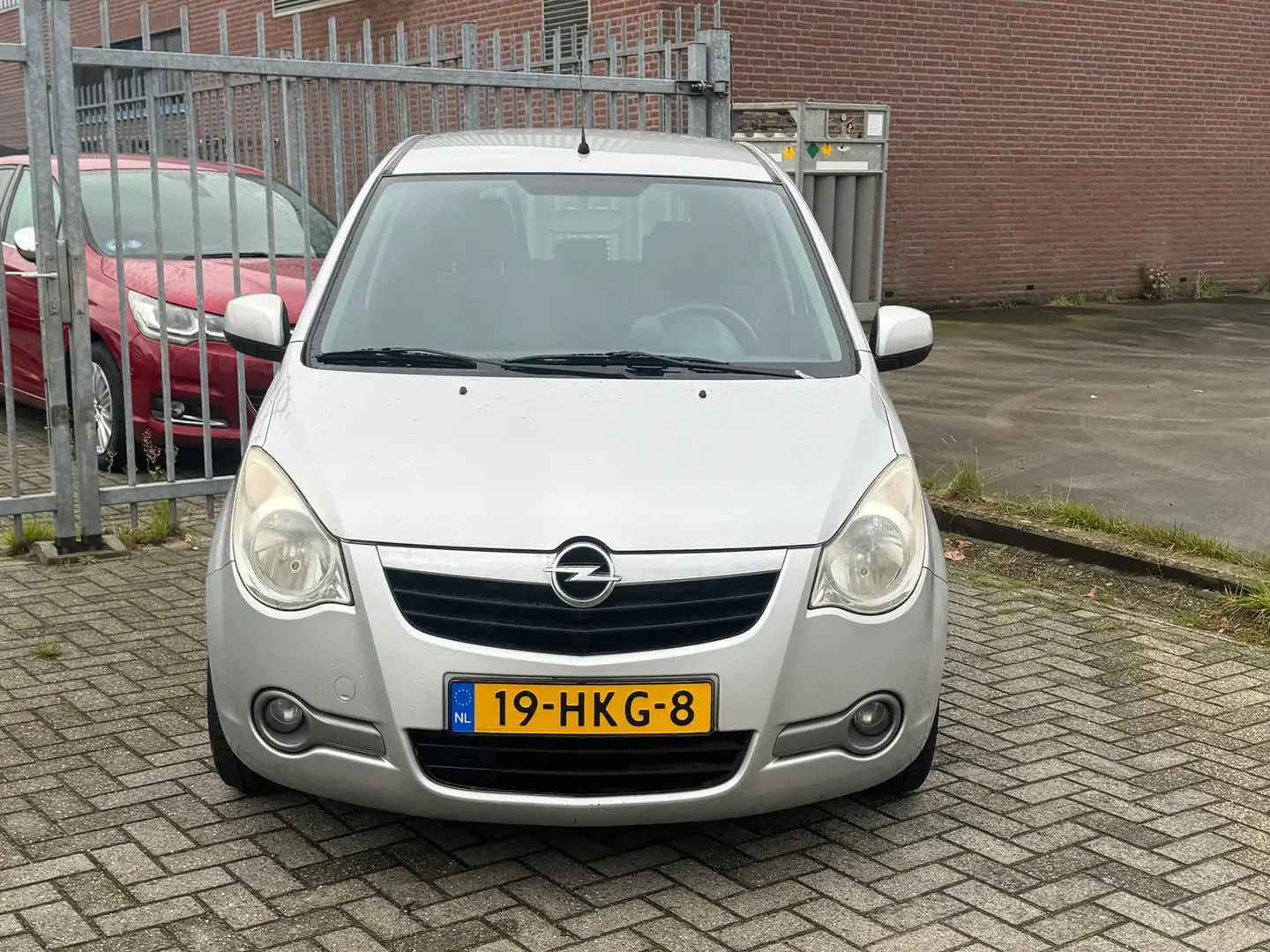 Opel Agila 1.2 Enjoy AUTOMAAT! 1e eigenaar l NL AUTO NAP l Ai Grau - 2