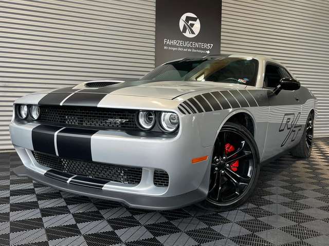 Imagine Dodge Challenger R/T HEMI 5.7L/CARPLAY/RÜCKFAHRKAMERA
