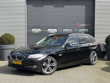 5-serie Touring 523i High Executive | Panoramadak