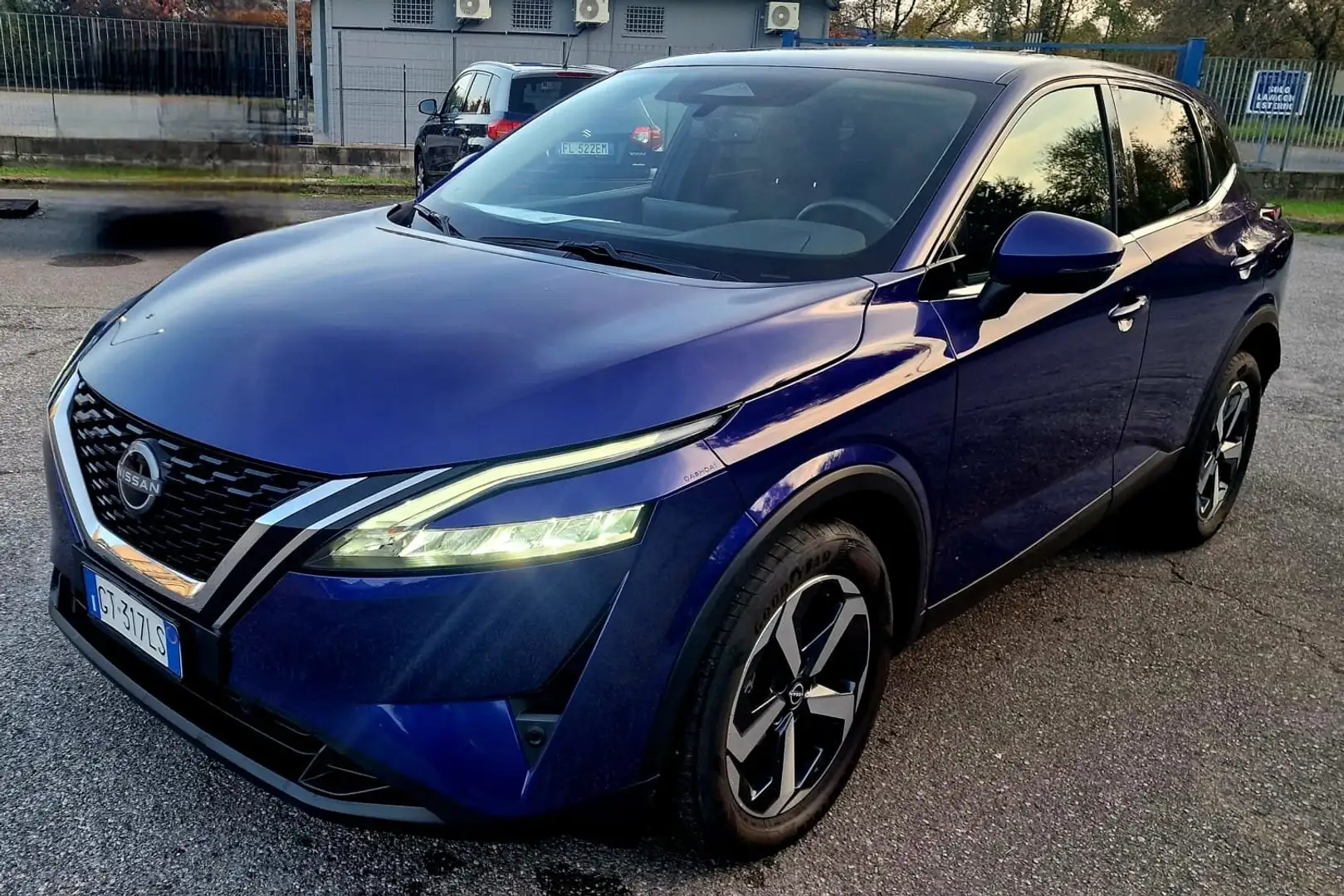 Nissan Qashqai III Serie 1.3 Mhev N-Connecta 2wd 158cv X-TRONIC Blauw - 1