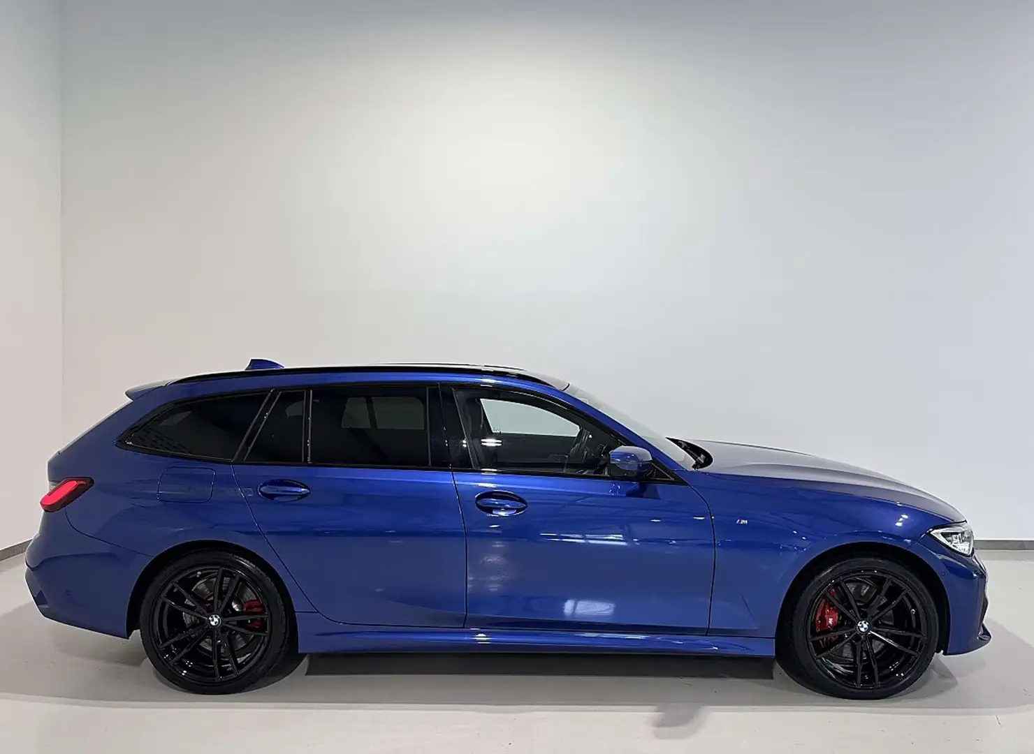 BMW 330 e xDrive G21 Aut/M-Sport/HEAD-UP/AHK/Laser/360*... Blau - 2
