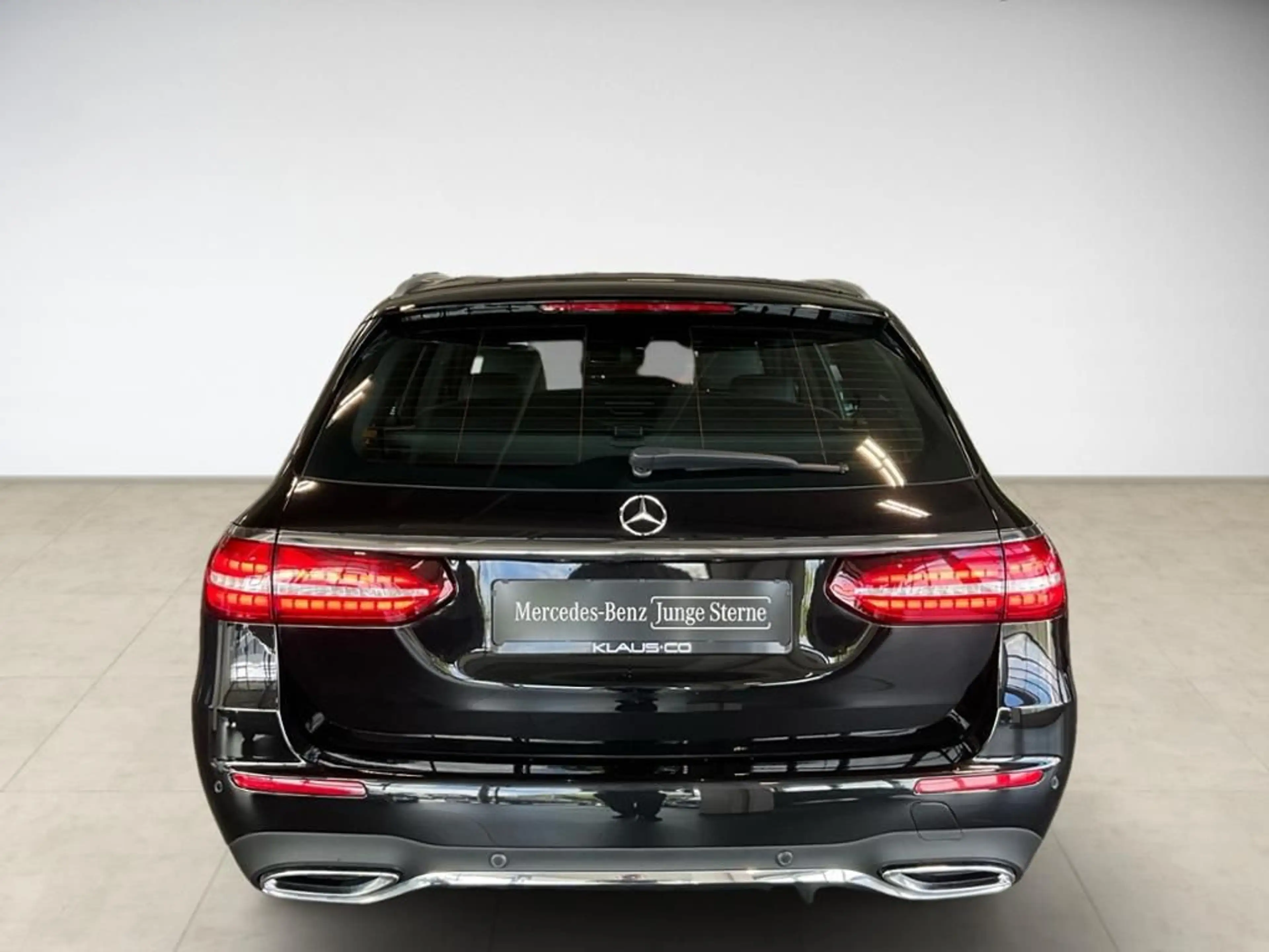 Mercedes-Benz E 400 d T 4MATIC AMG Style 360 ACC AUT Kam. LED — photo 5