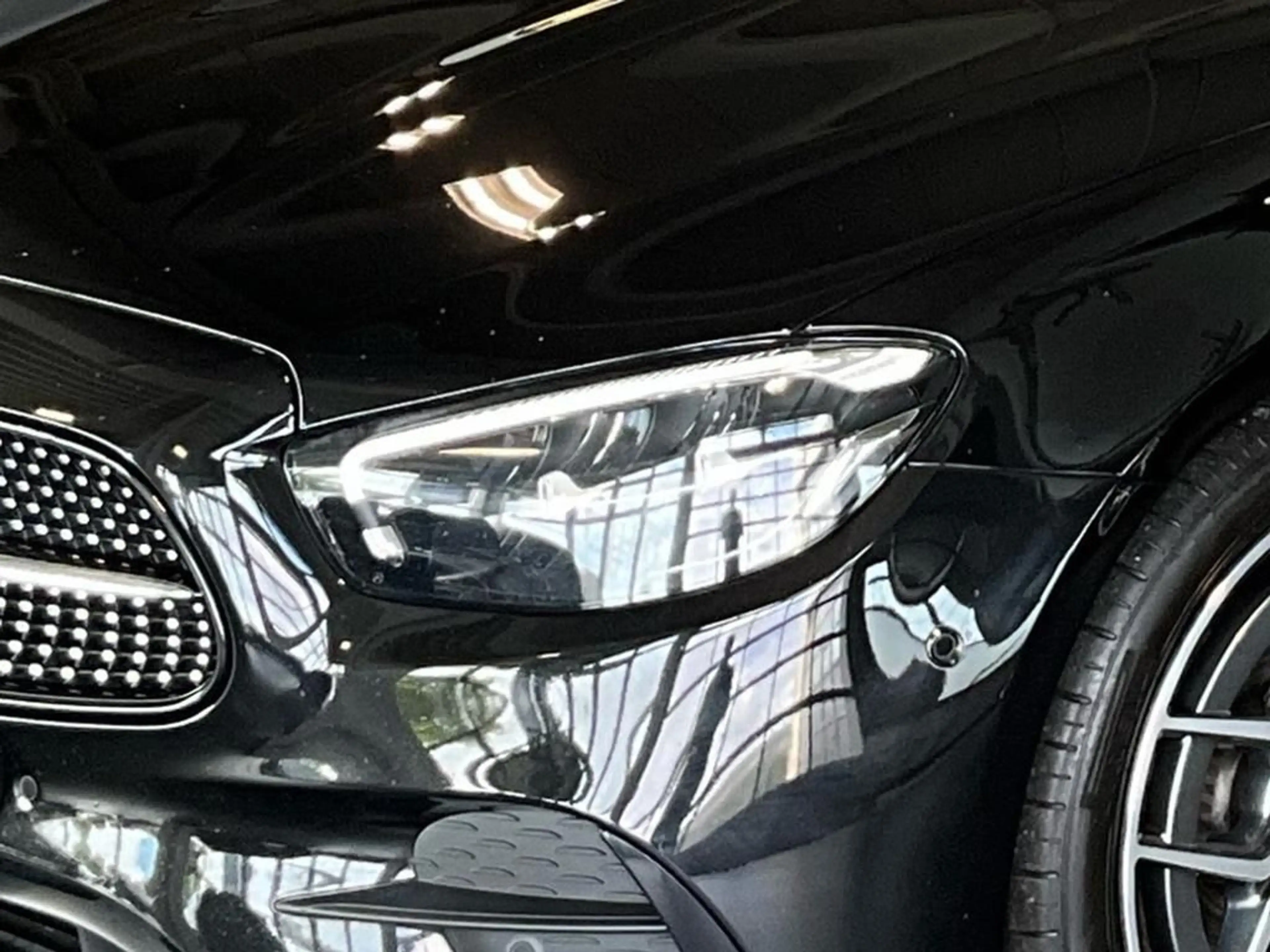Mercedes-Benz E 400 d T 4MATIC AMG Style 360 ACC AUT Kam. LED — photo 4
