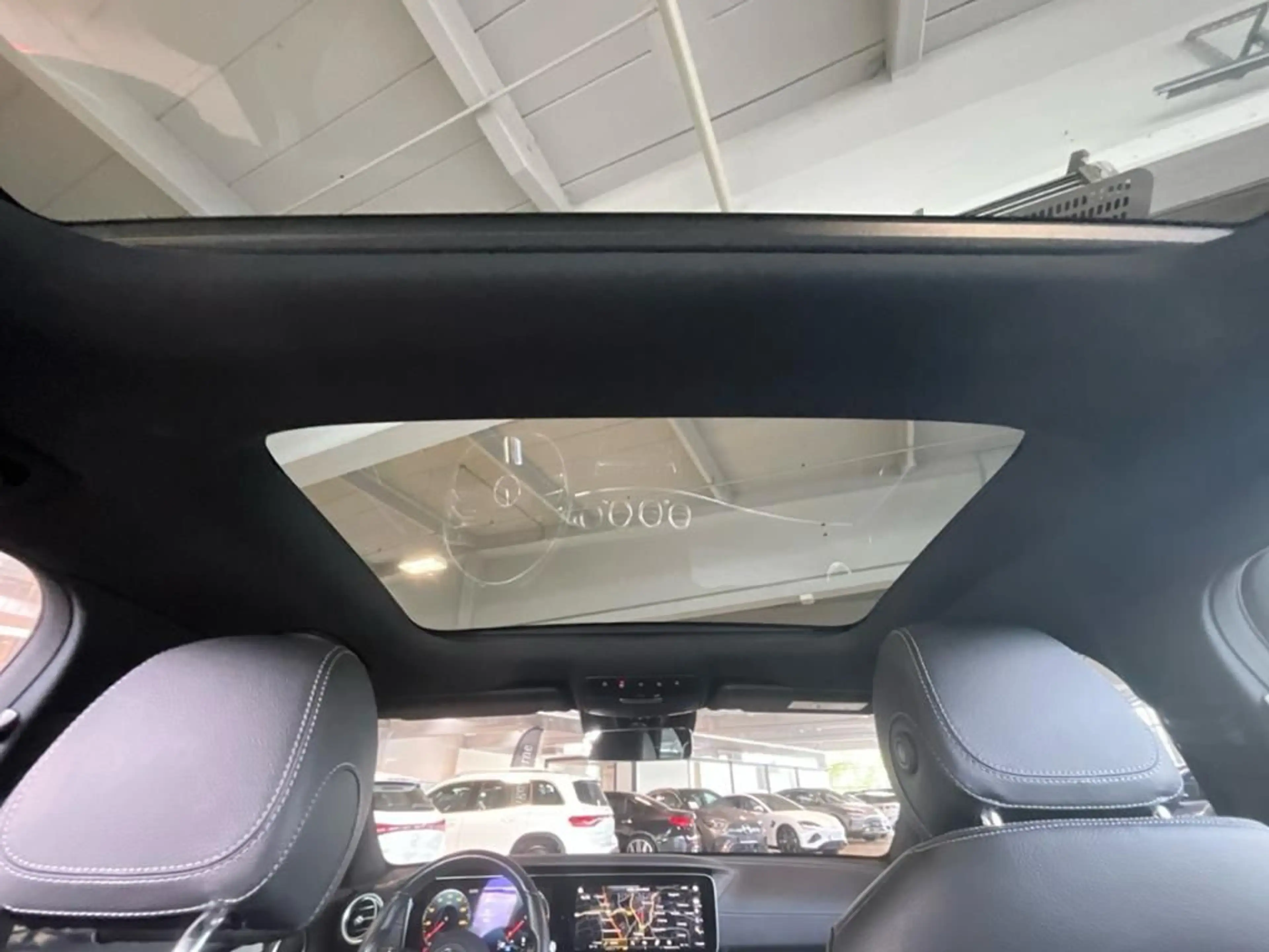 Mercedes-Benz E 400 d T 4MATIC AMG Style 360 ACC AUT Kam. LED — photo 13