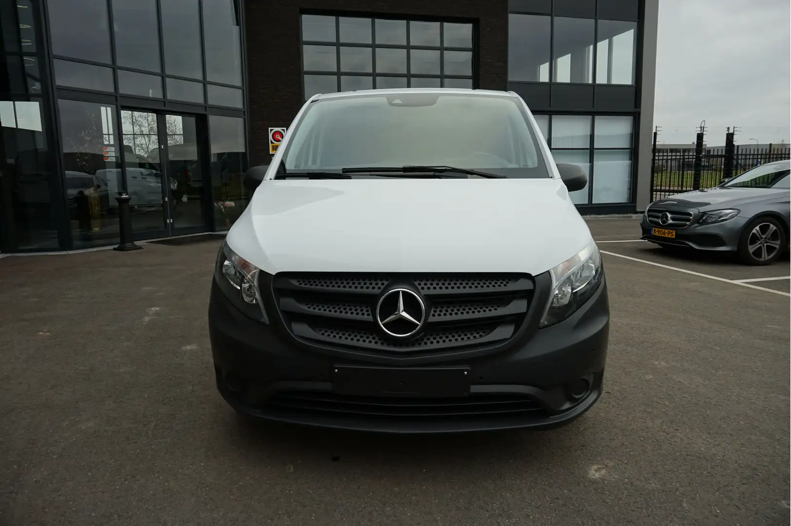 Mercedes-Benz Vito 116 CDI Lang 9G-TRONIC / Audio 30 / Camera / Parke Wit - 2
