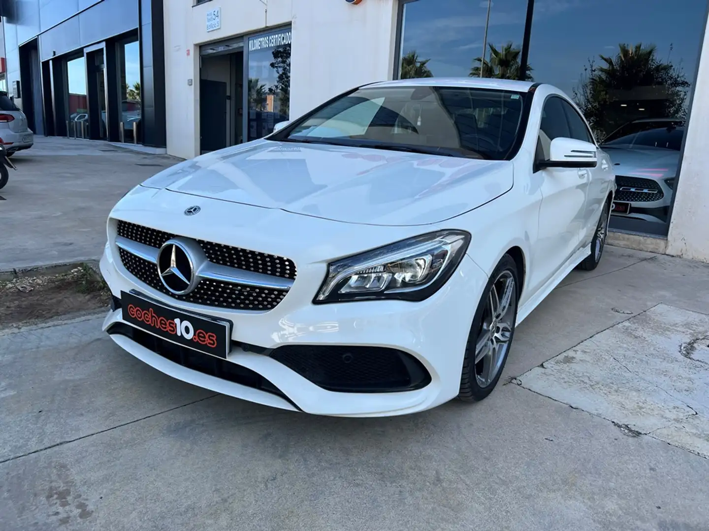 Mercedes-Benz CLA 200 200d AMG Line7G-DCT Blanco - 2