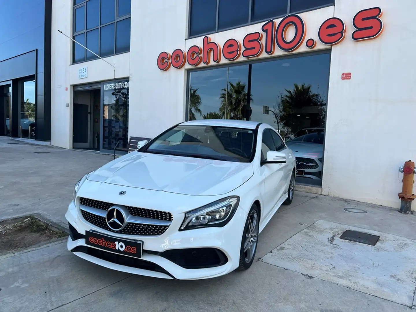 Mercedes-Benz CLA 200 200d AMG Line7G-DCT Blanco - 1