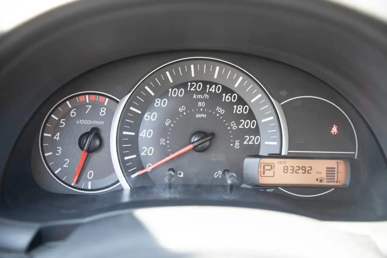 Nissan Micra снимка Nissan Micra